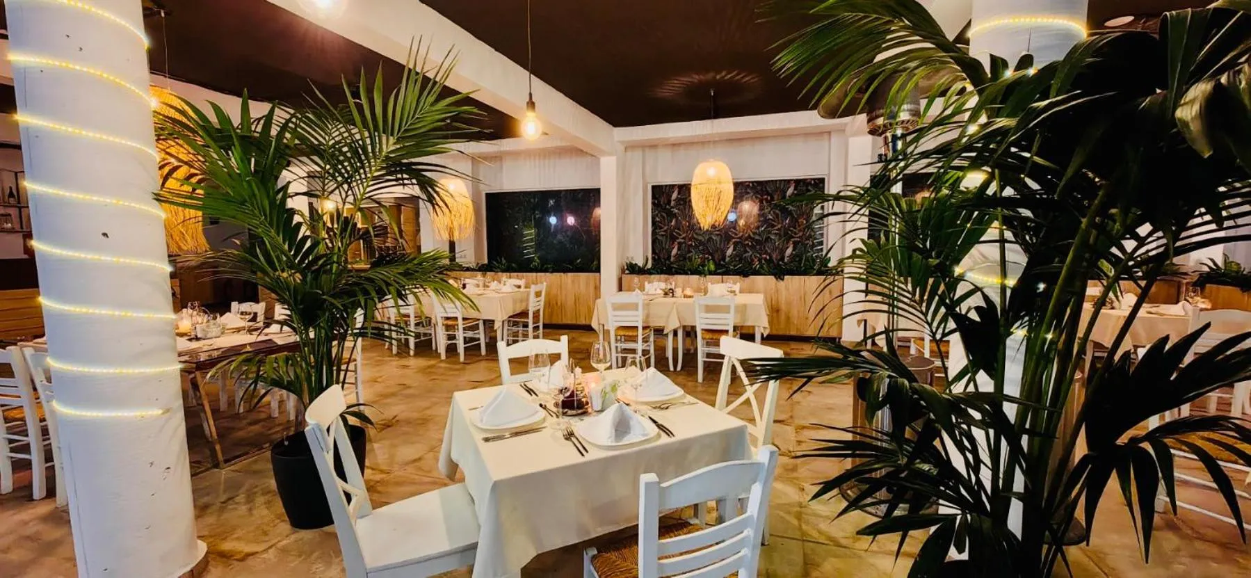 Restaurant/places to eat in iHotel Sunny Beach