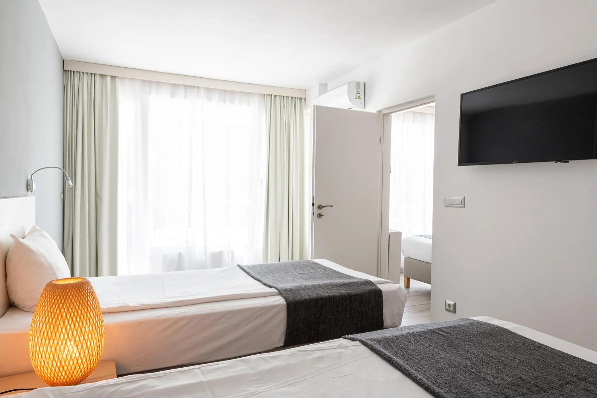 Photo of the whole room, Bed in iHotel Sunny Beach