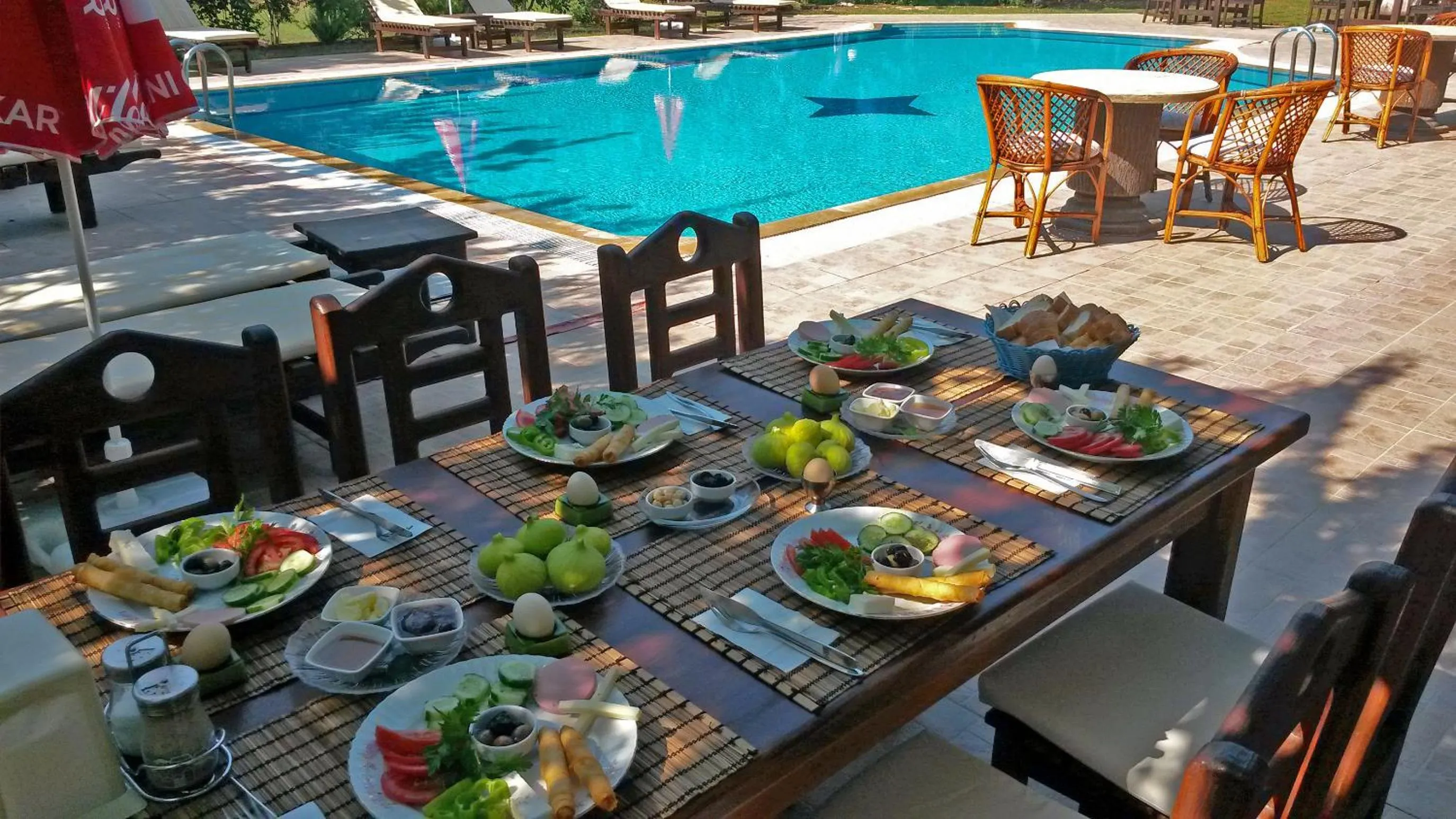 Breakfast in Doga Apartments