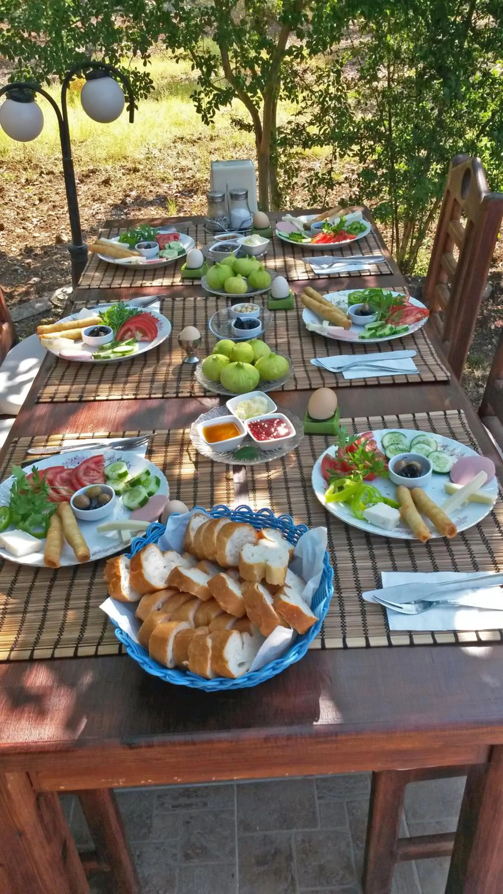 Breakfast in Doga Apartments
