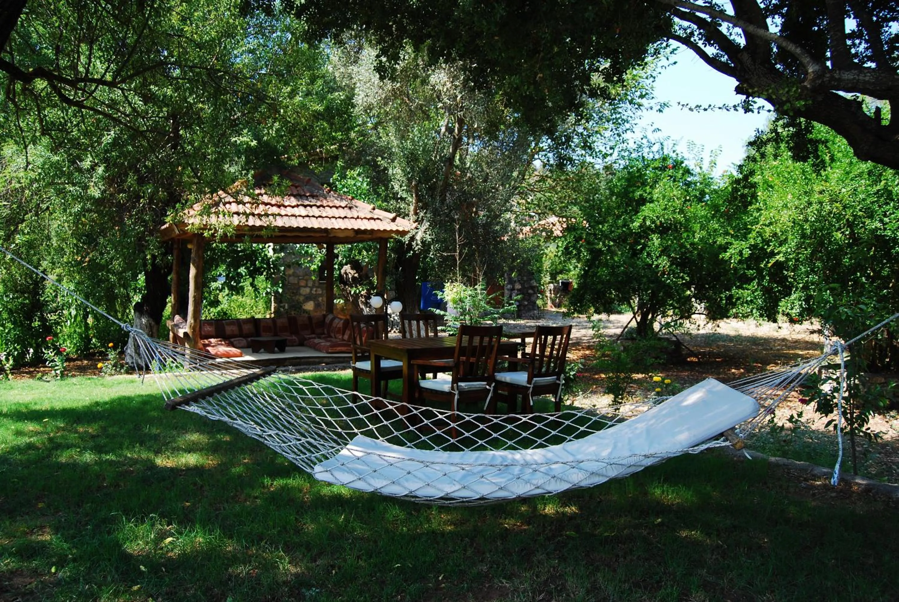 Decorative detail in Doga Apartments