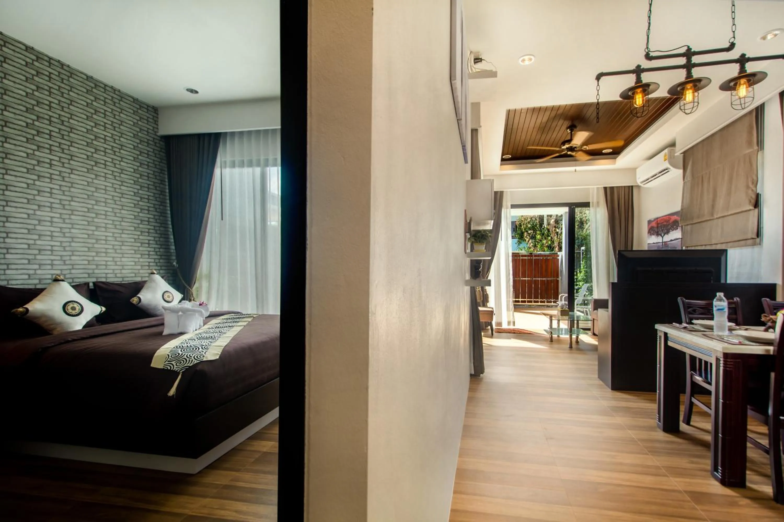 Bed in KG Private Pool Villa