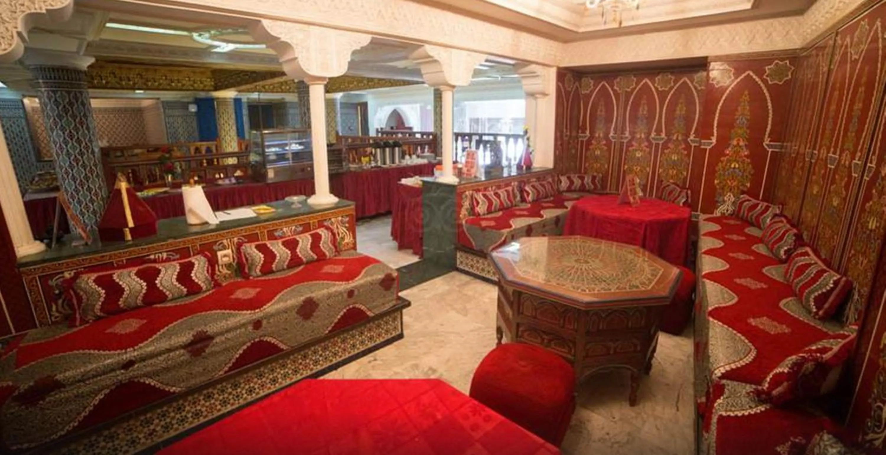 Restaurant/places to eat in Hotel Moroccan House Casablanca