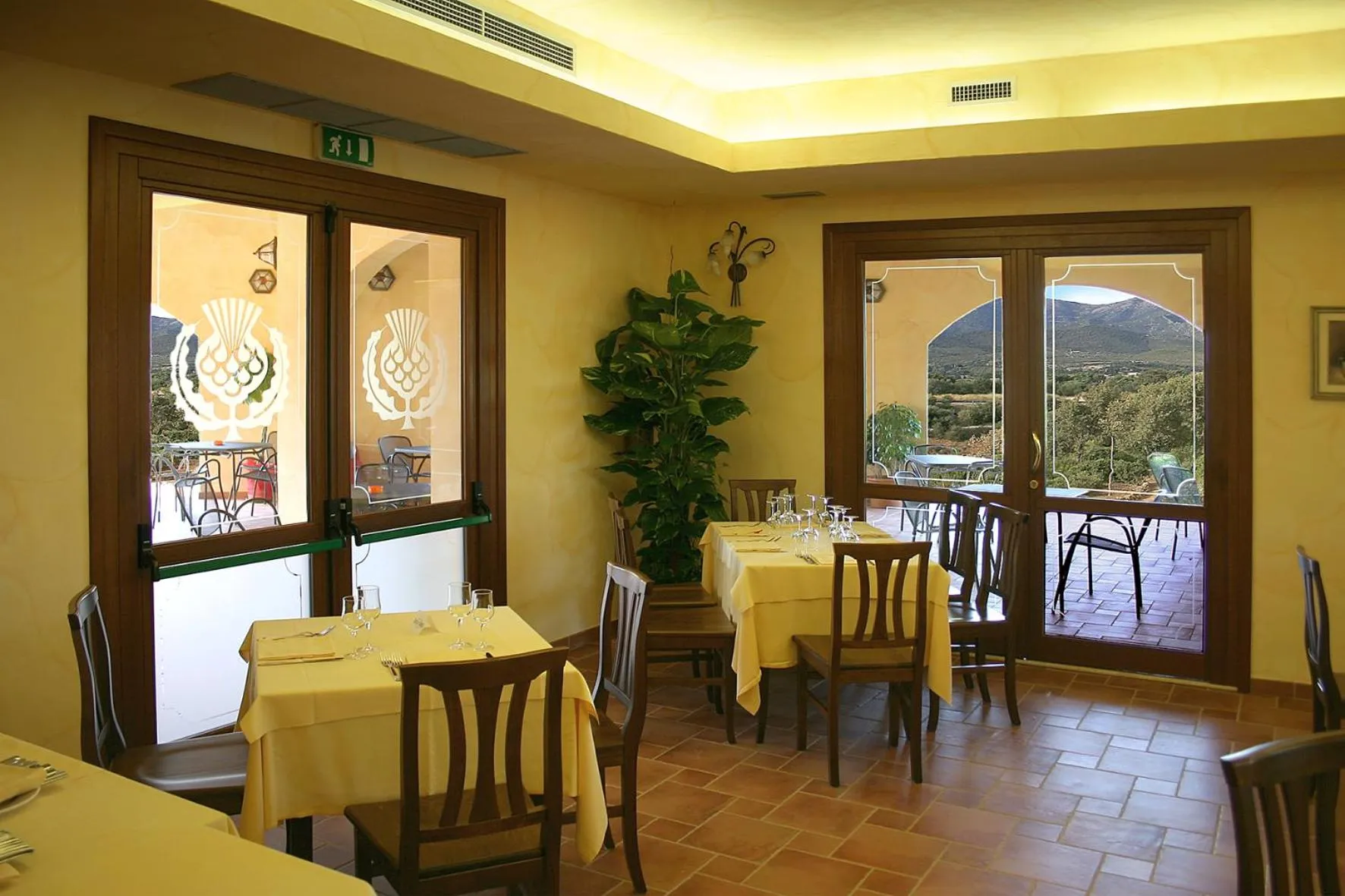 Restaurant/places to eat in Hotel Giardino Corte Rubja