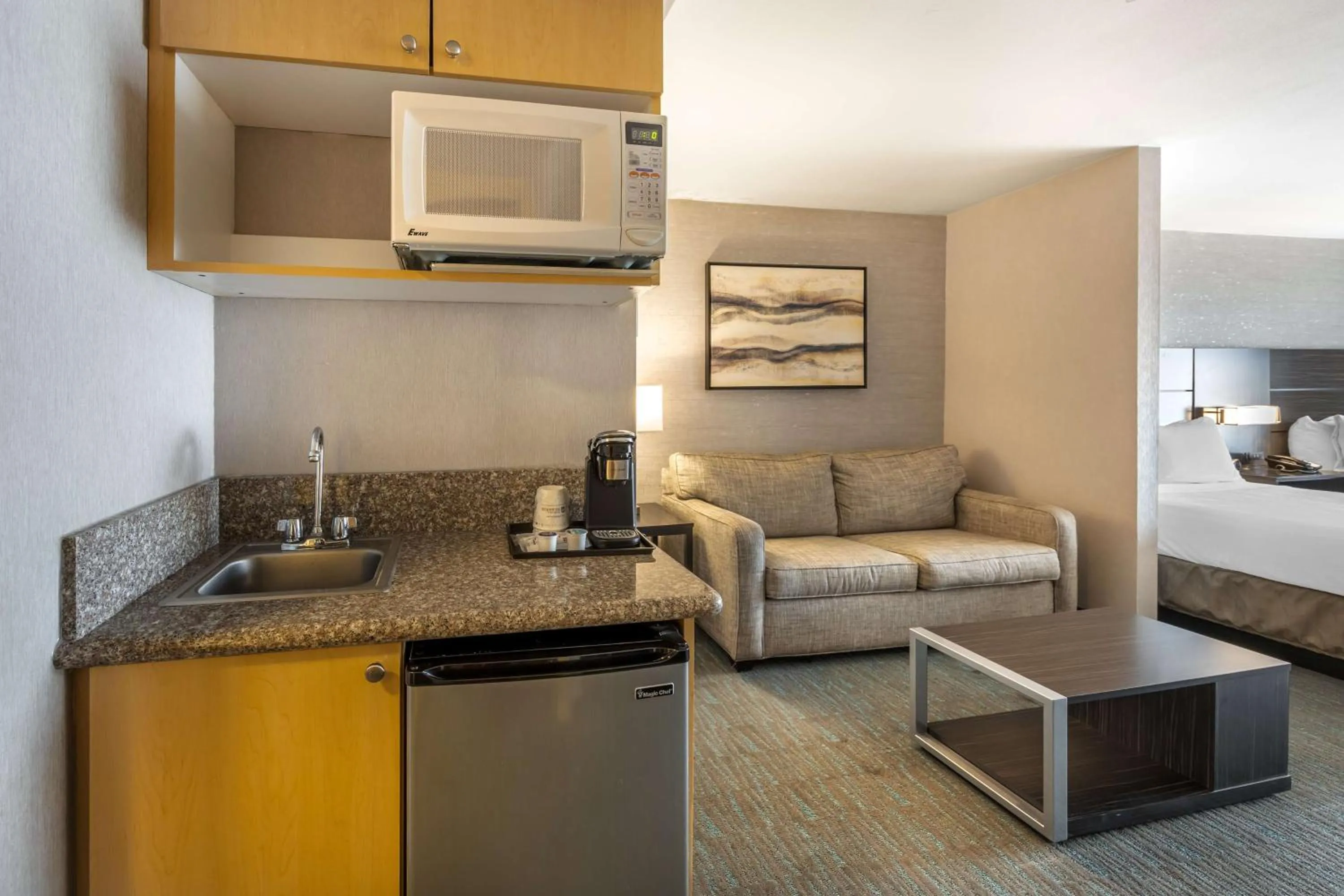 Bedroom in Best Western Plus North Las Vegas Inn & Suites