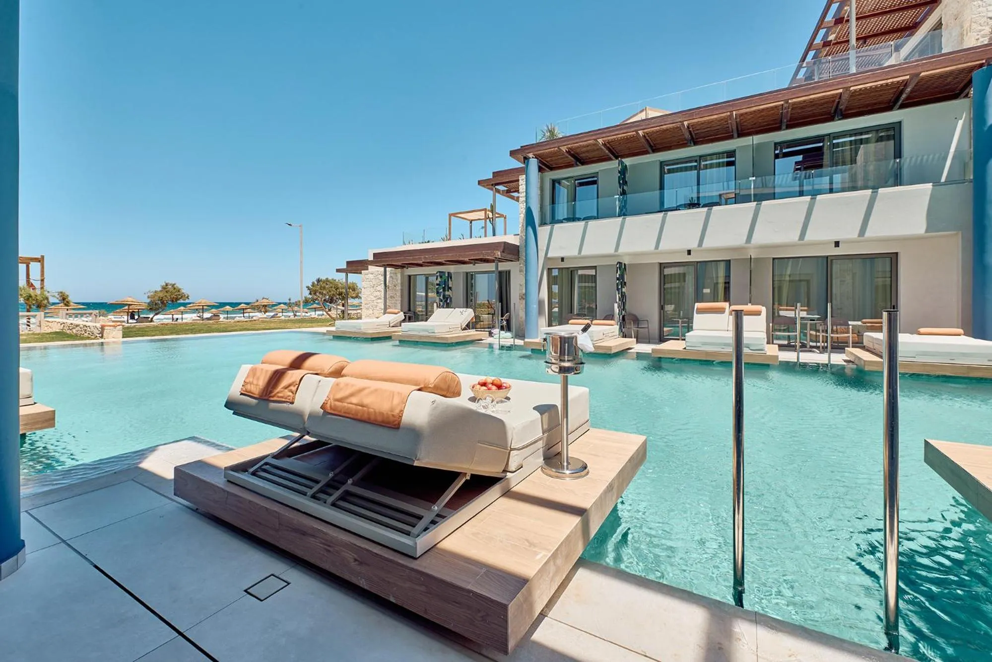 Patio in Paralos Kosta Alímia