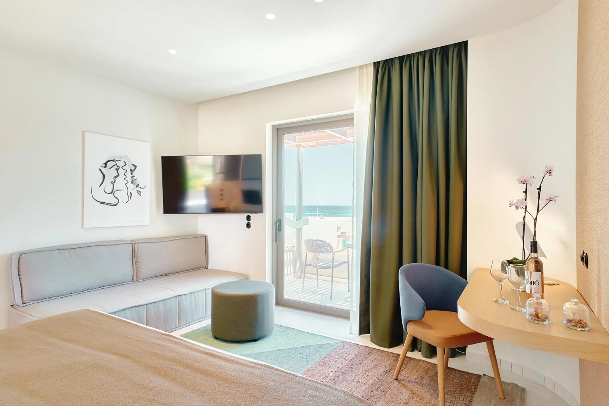 Bedroom, Bed in Paralos Kosta Alímia