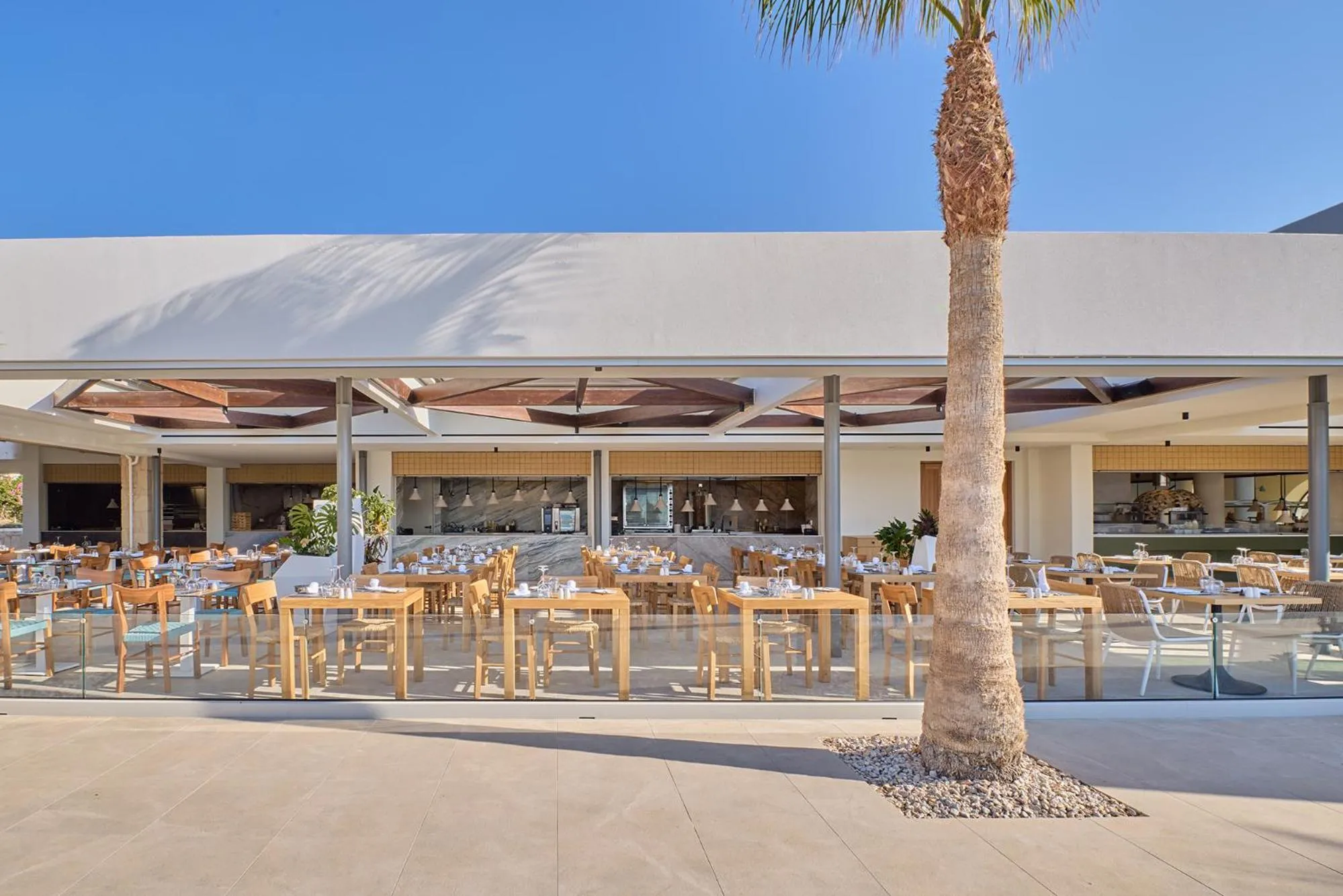 Restaurant/places to eat in Paralos Kosta Alímia