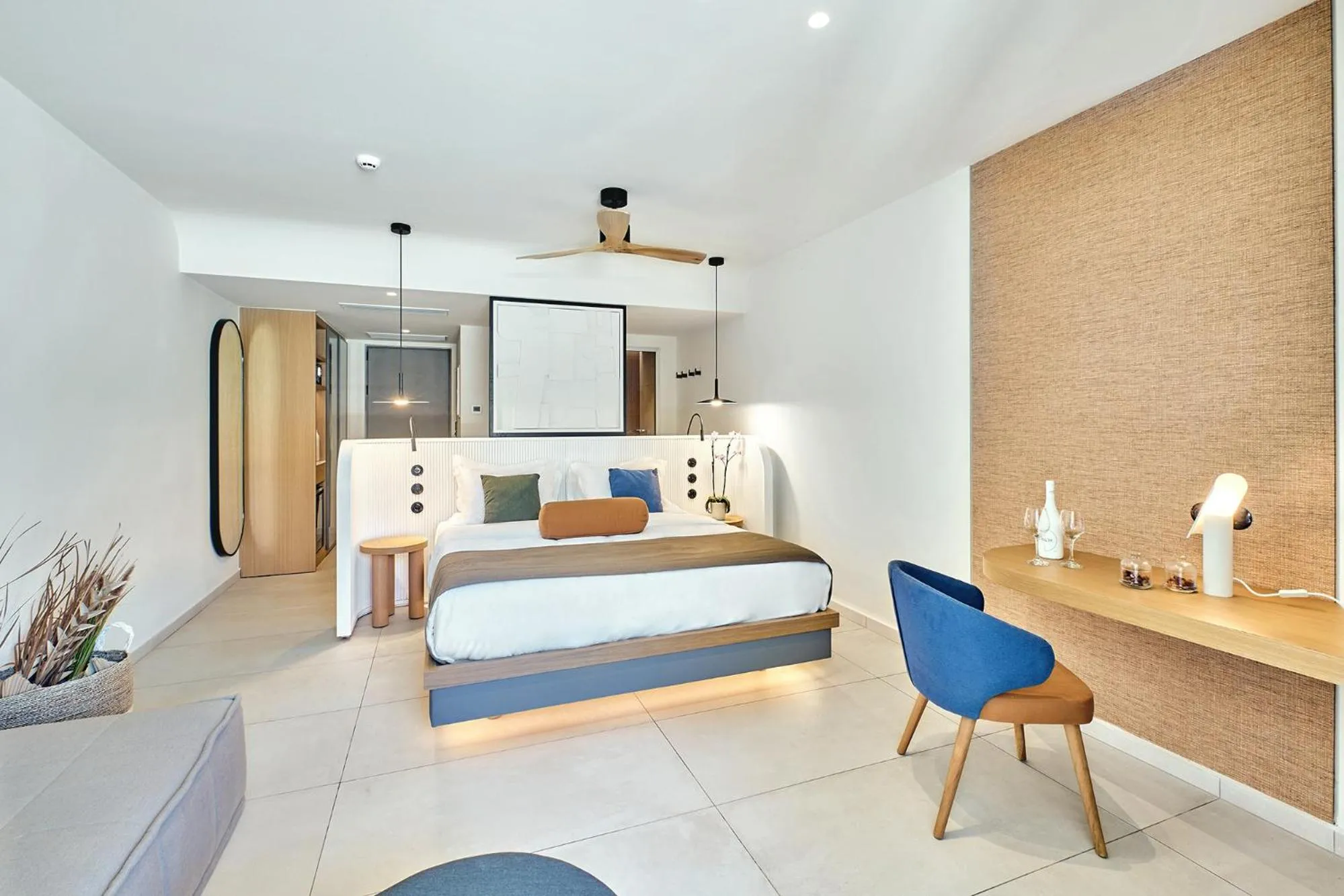 Bedroom, Bed in Paralos Kosta Alímia