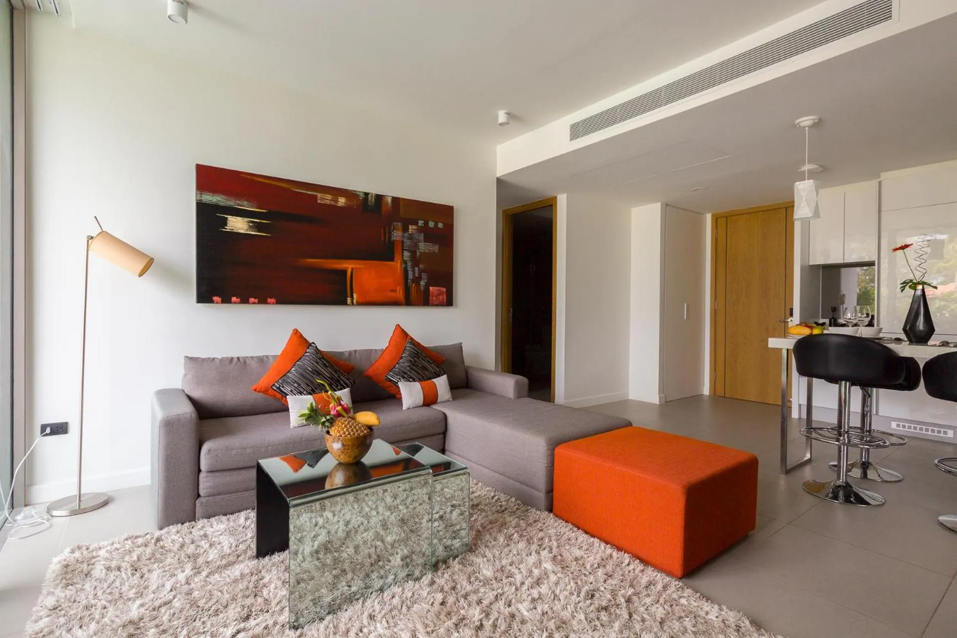 Living room in Oceanstone by Holy Cow, 2-BR, 90 m2, pool view