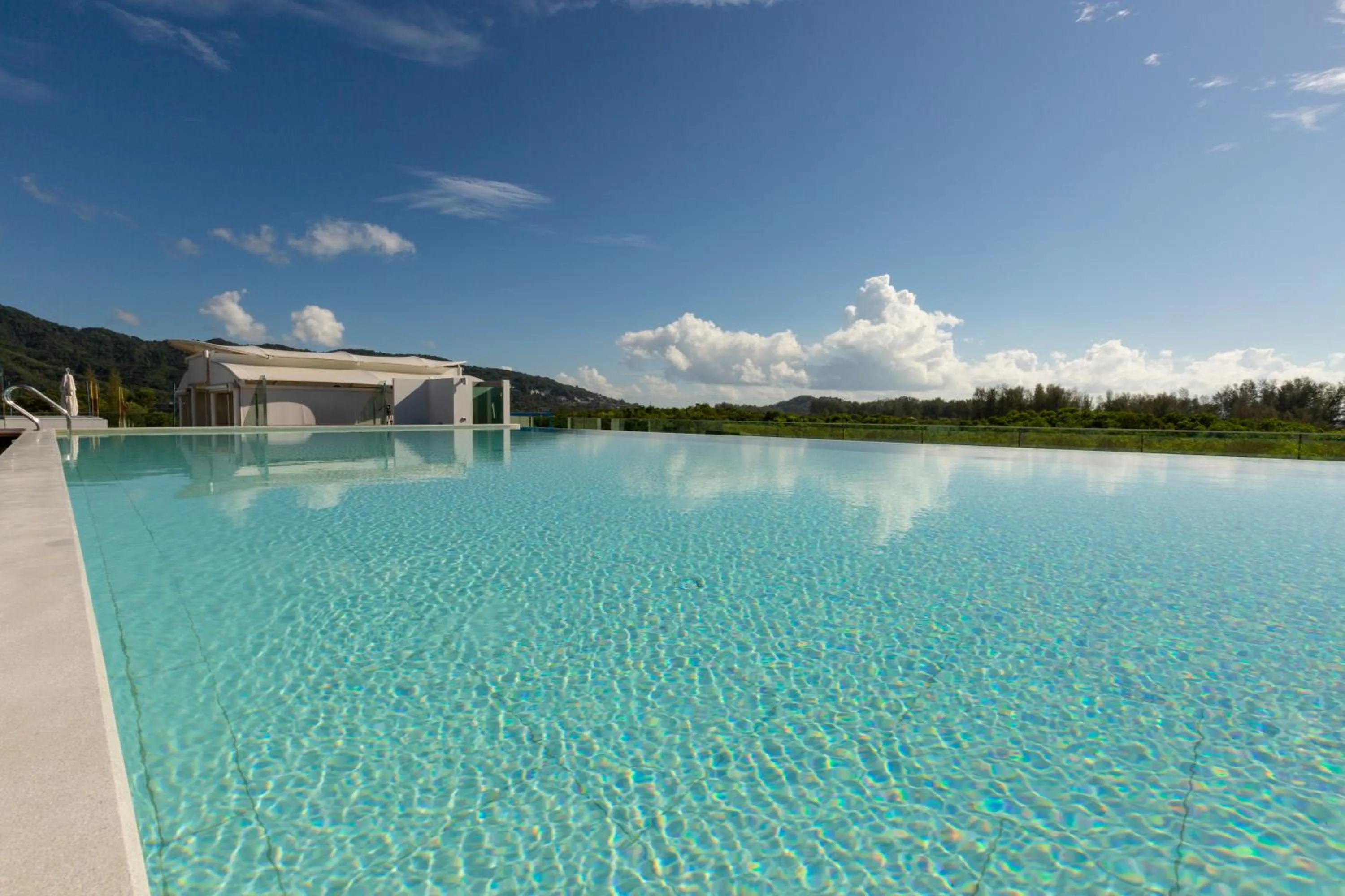 Swimming pool in Oceanstone by Holy Cow, 2-BR, 90 m2, pool view