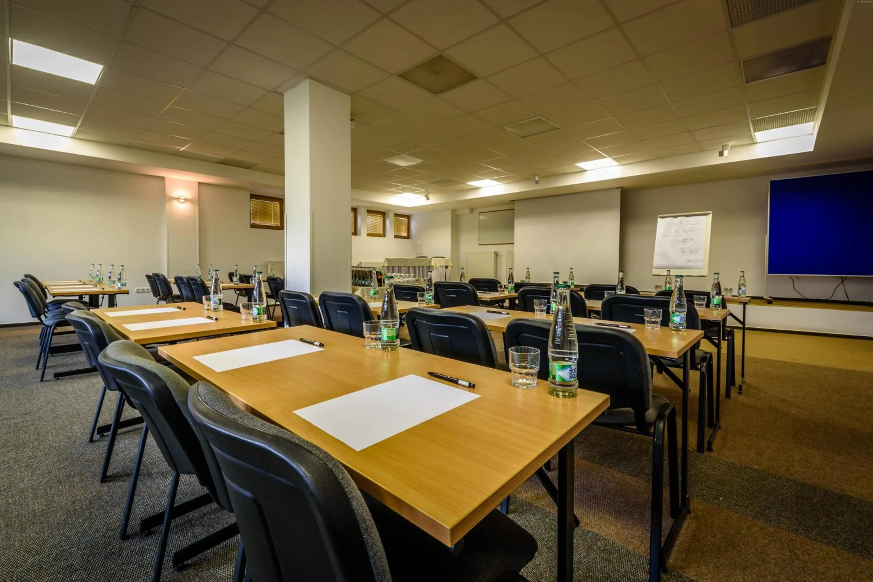 Meeting/conference room in Hotel Boboty