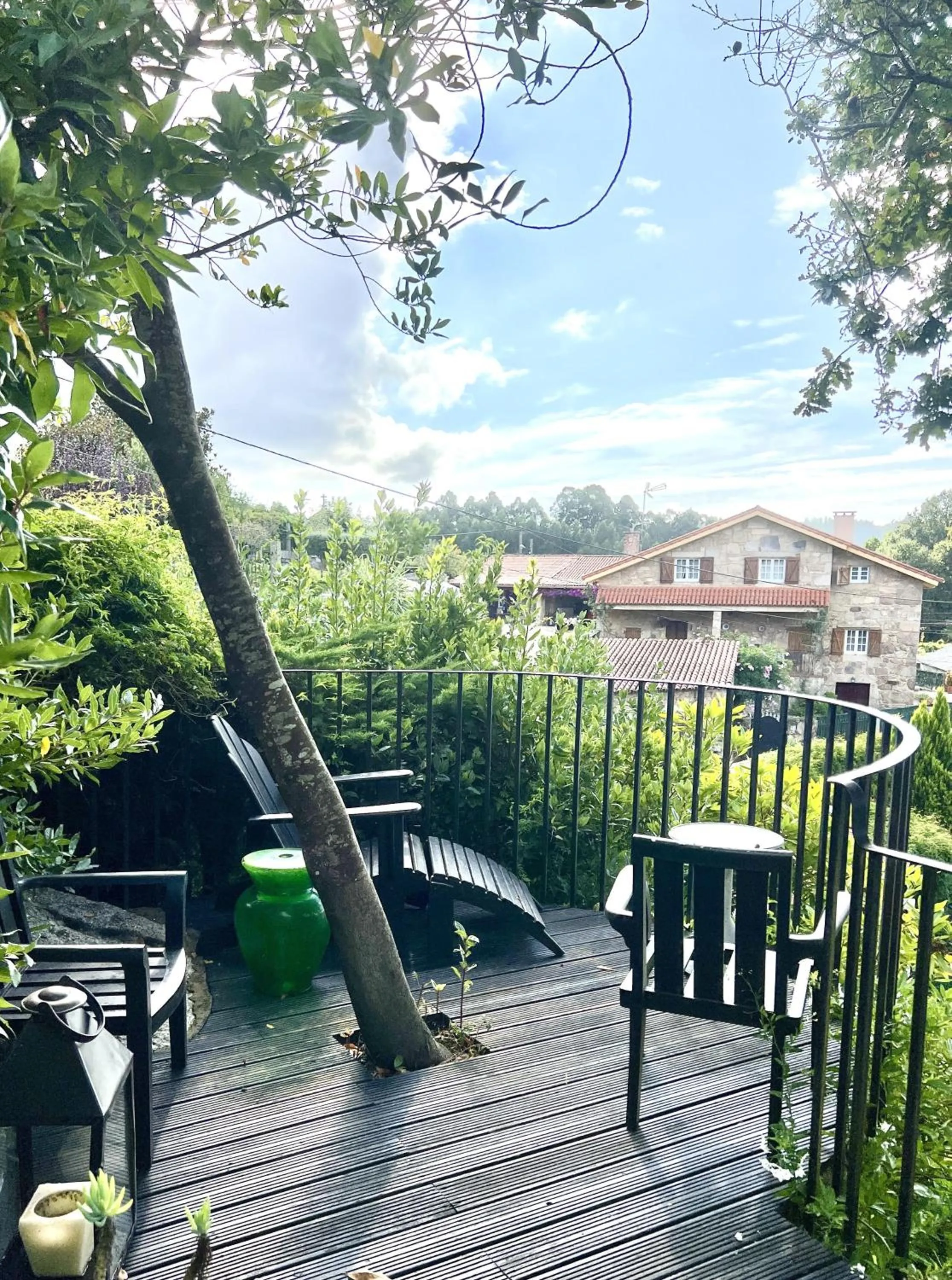 Garden view in Enoturismo Novavila Rias Baixas Wine Design