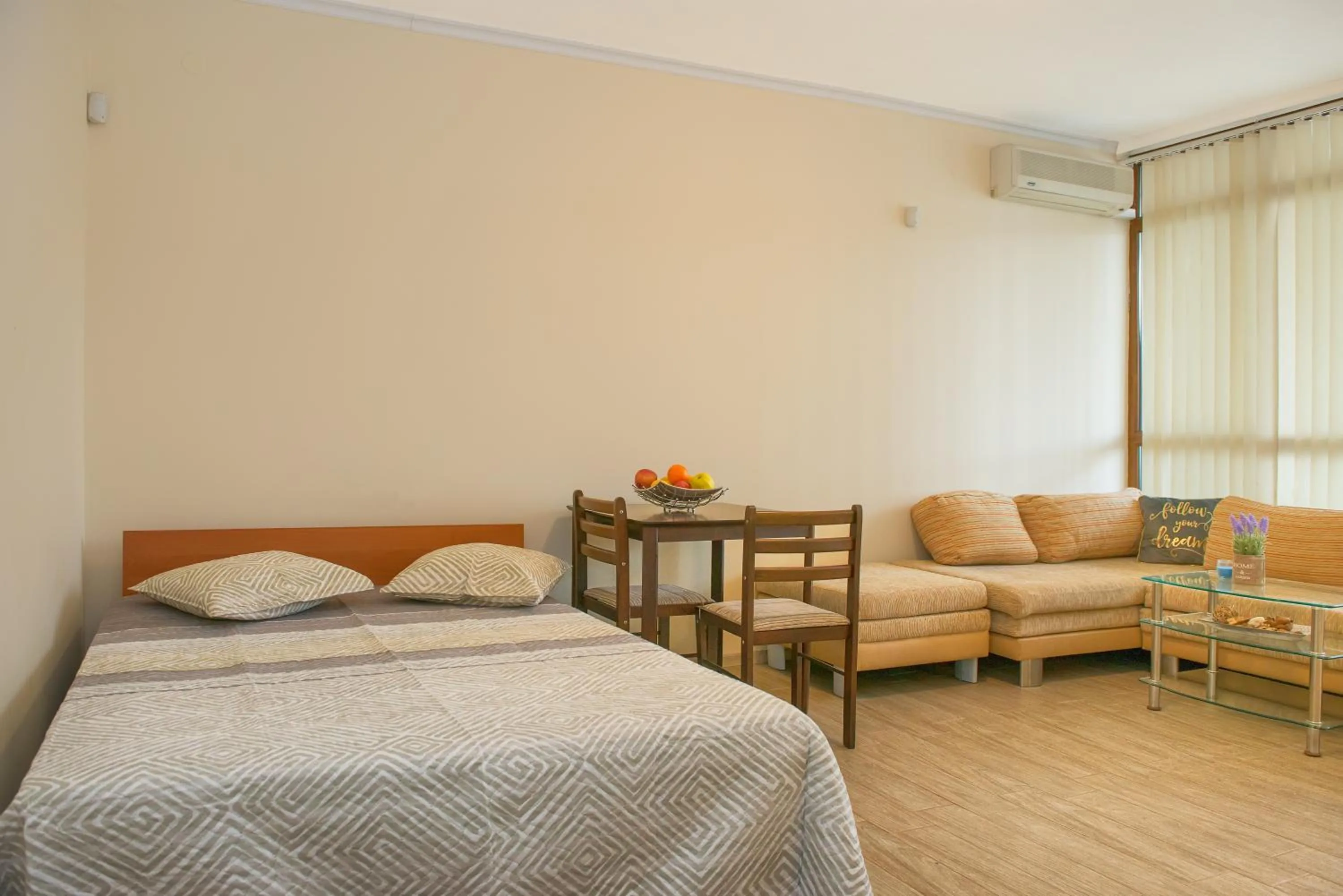 Bed in Sun City I Apartments