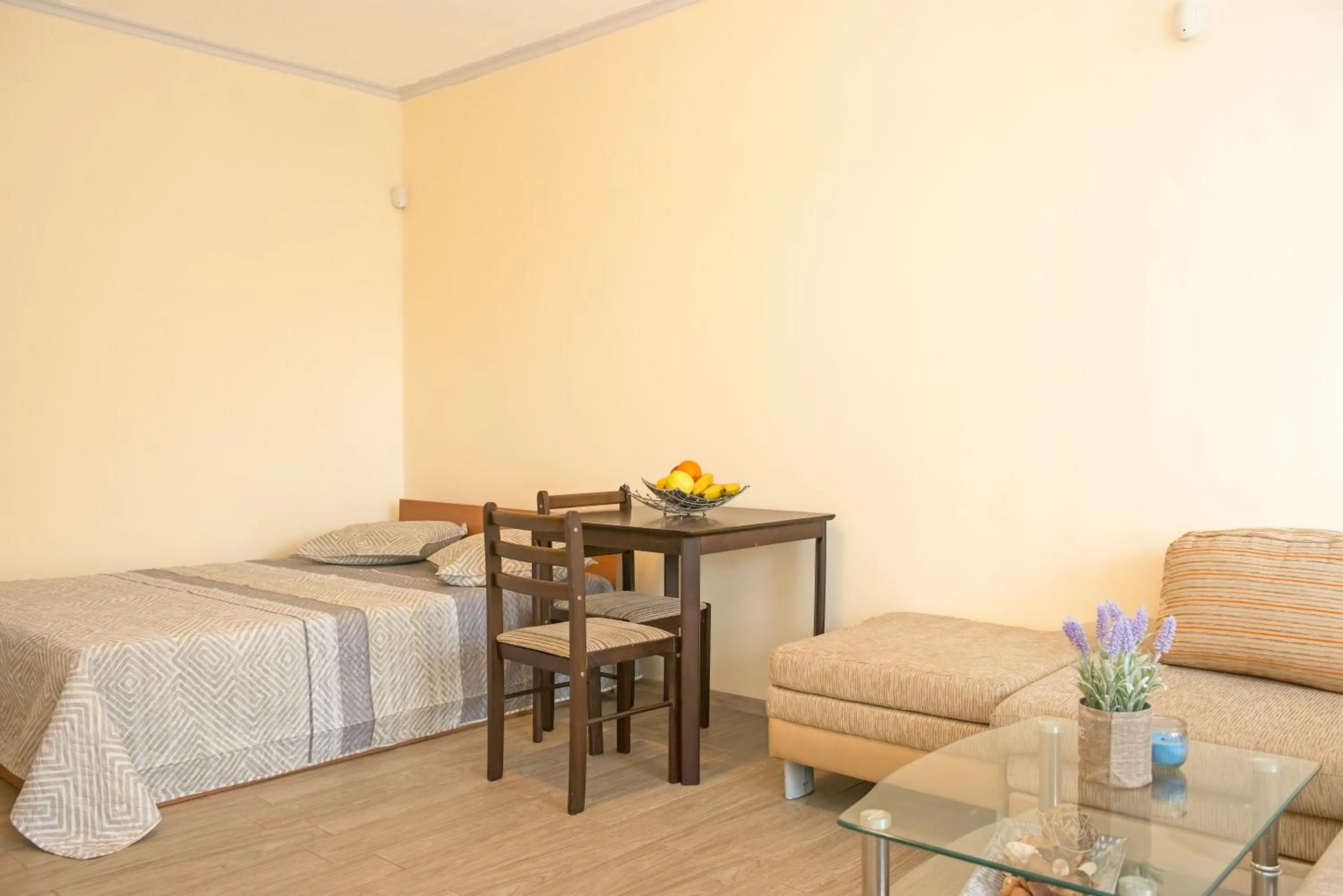 Bed in Sun City I Apartments