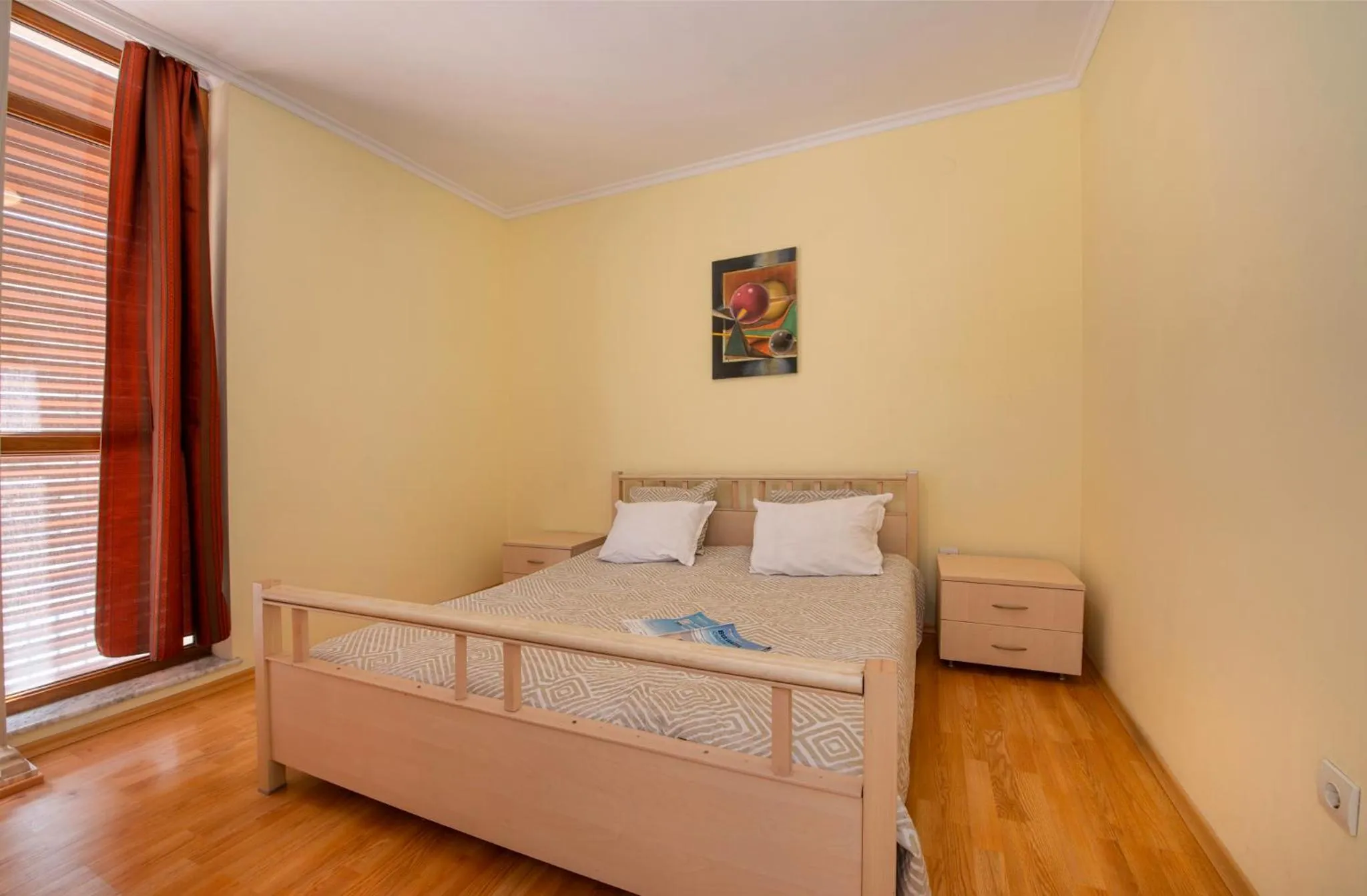 Bedroom in Sun City I Apartments