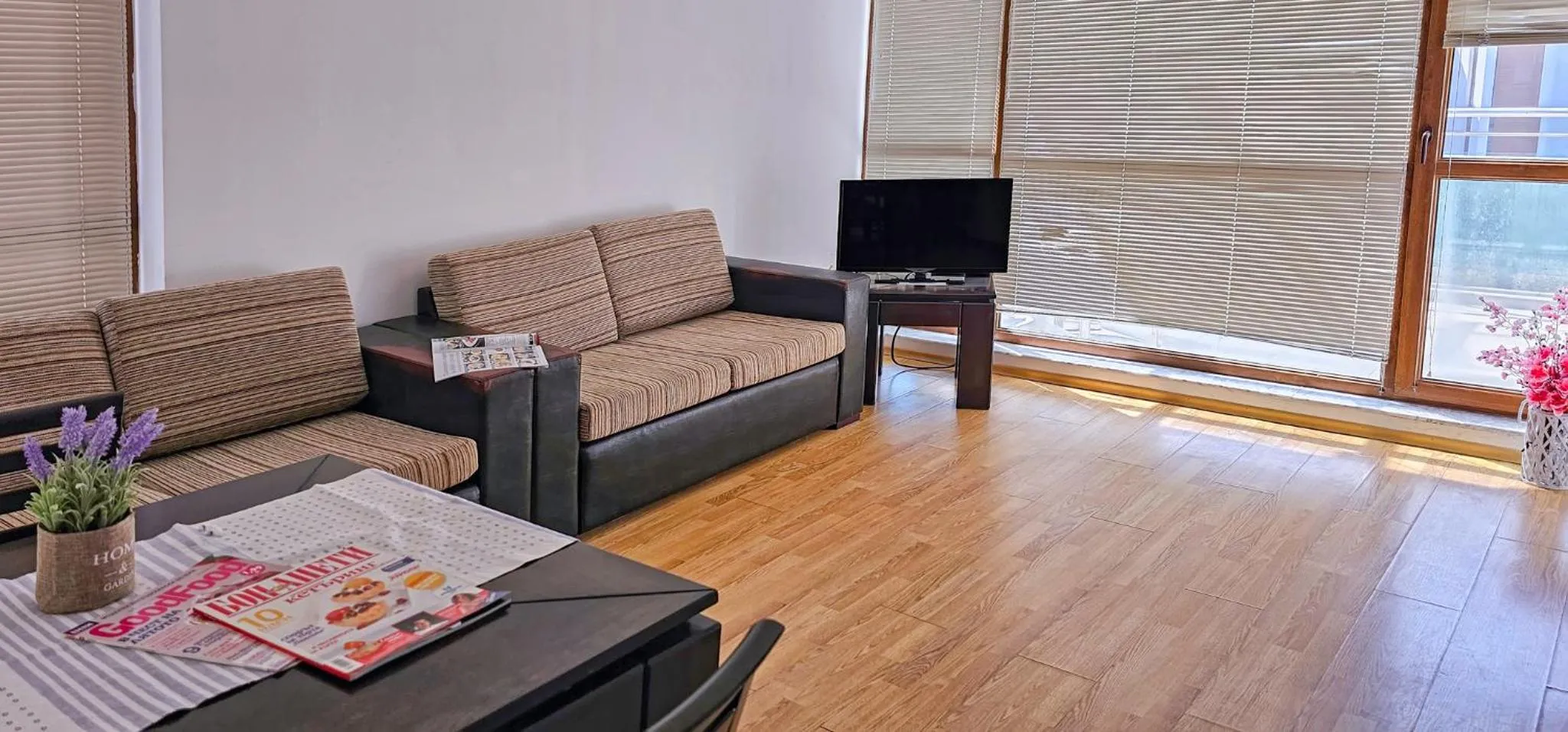 Bed in Sun City I Apartments