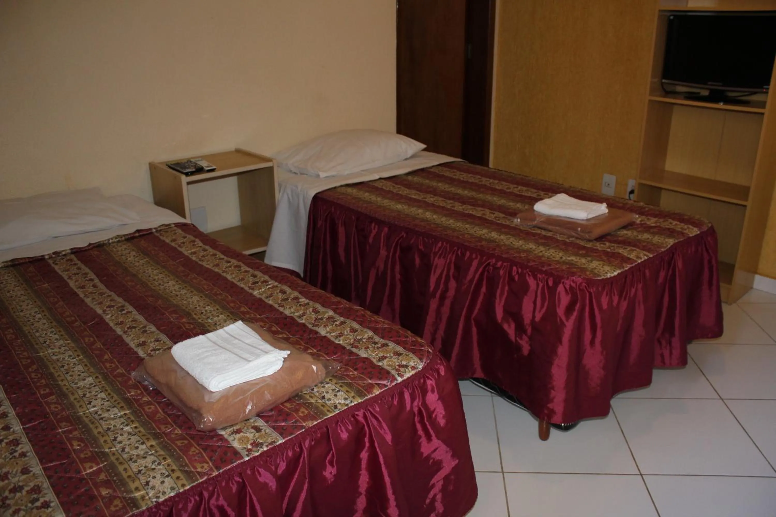 Photo of the whole room, Bed in Hotel Reimann