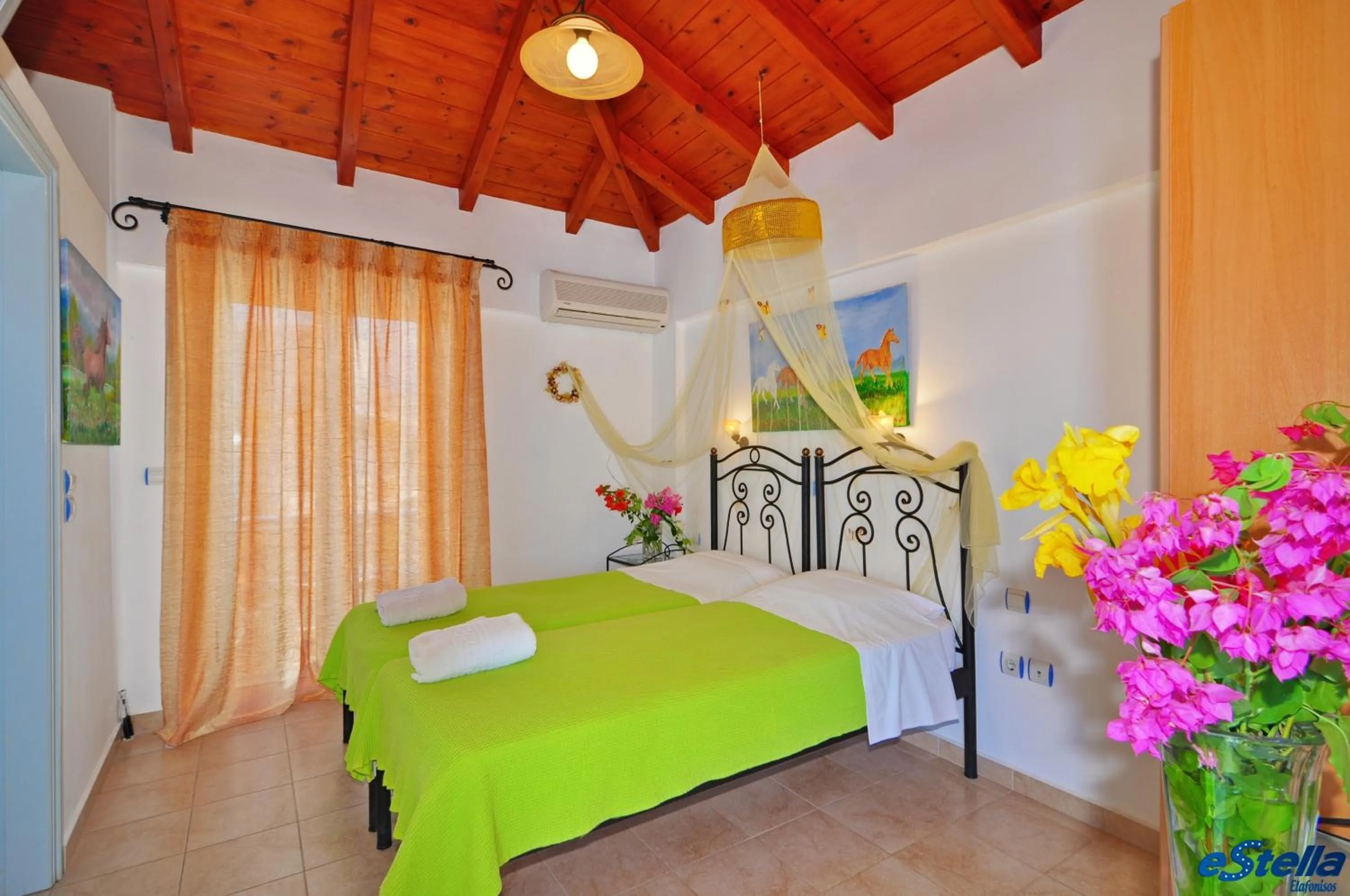 Bedroom, Bed in Estella Studios