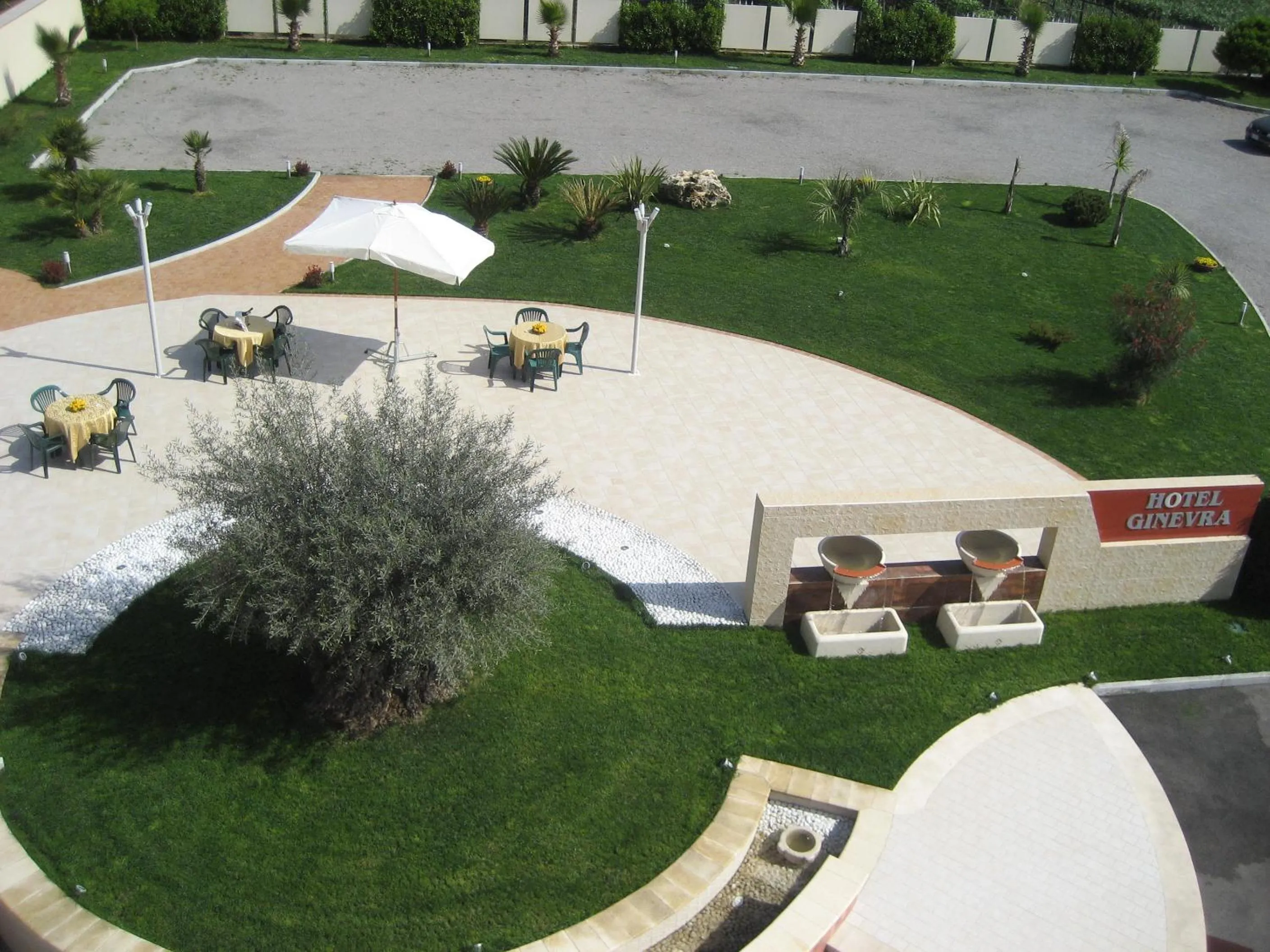 Garden in Hotel Ginevra