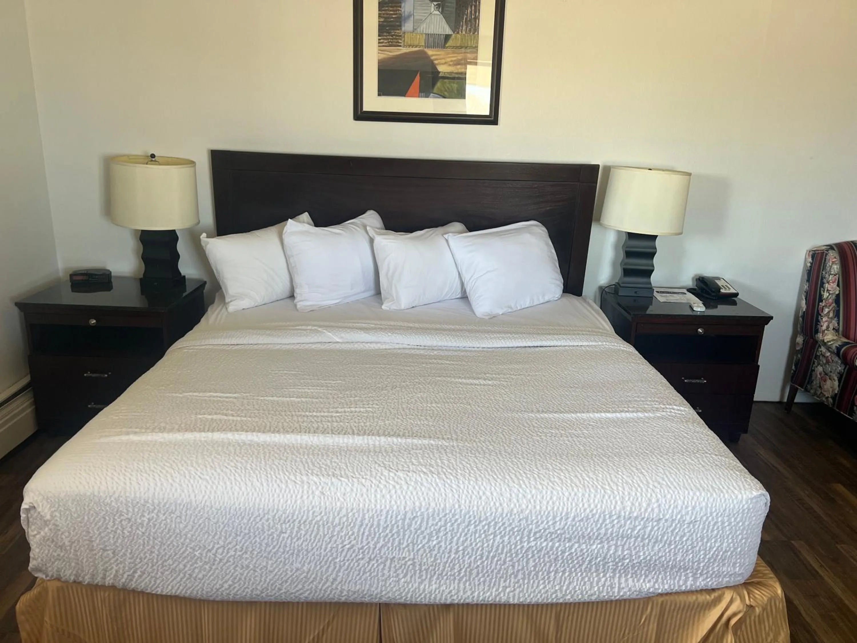 Bedroom, Bed in Studio Lodge Laramie