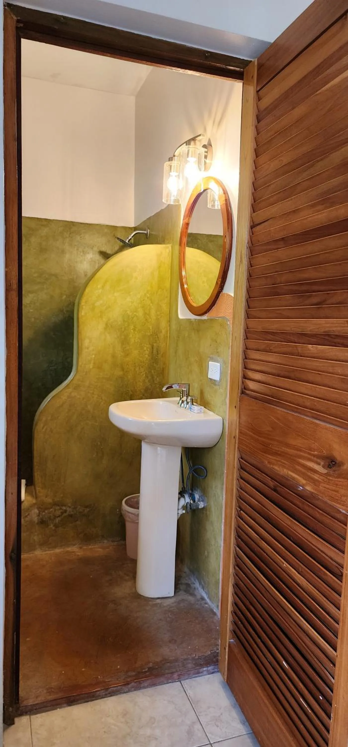 Bathroom in Sunrise Club Hotel