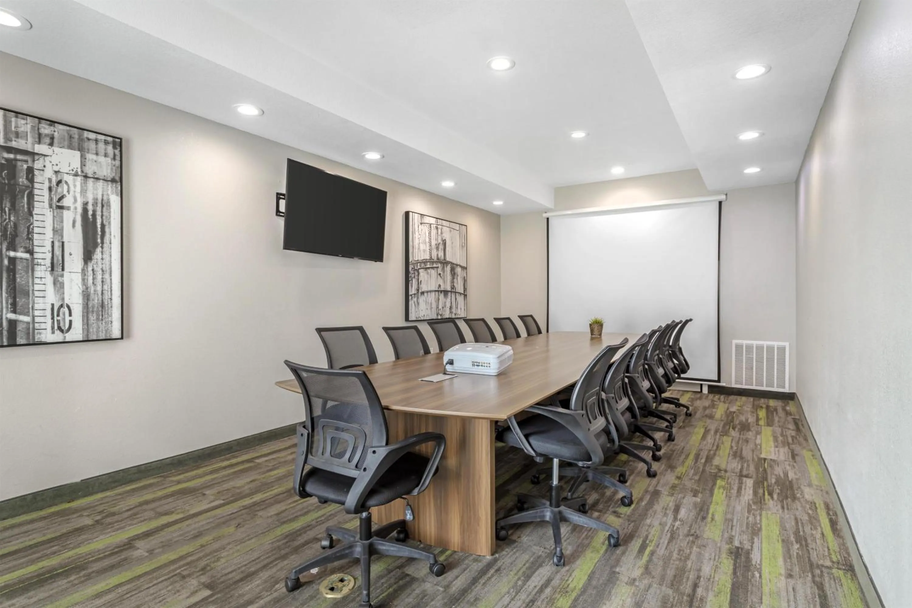 Meeting/conference room in Best Western Plus Bay City Inn & Suites