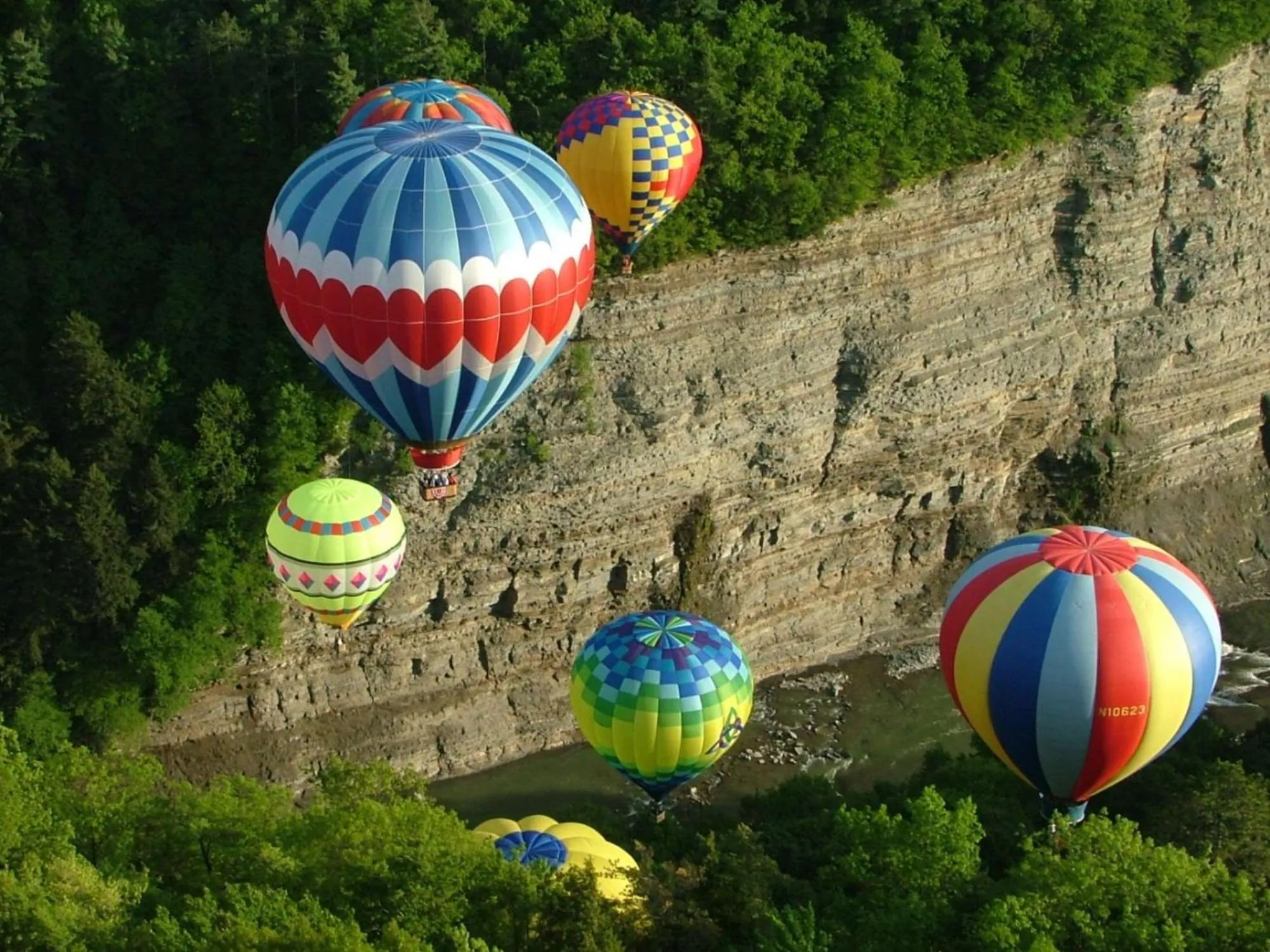 Property building in Hampton Inn Geneseo