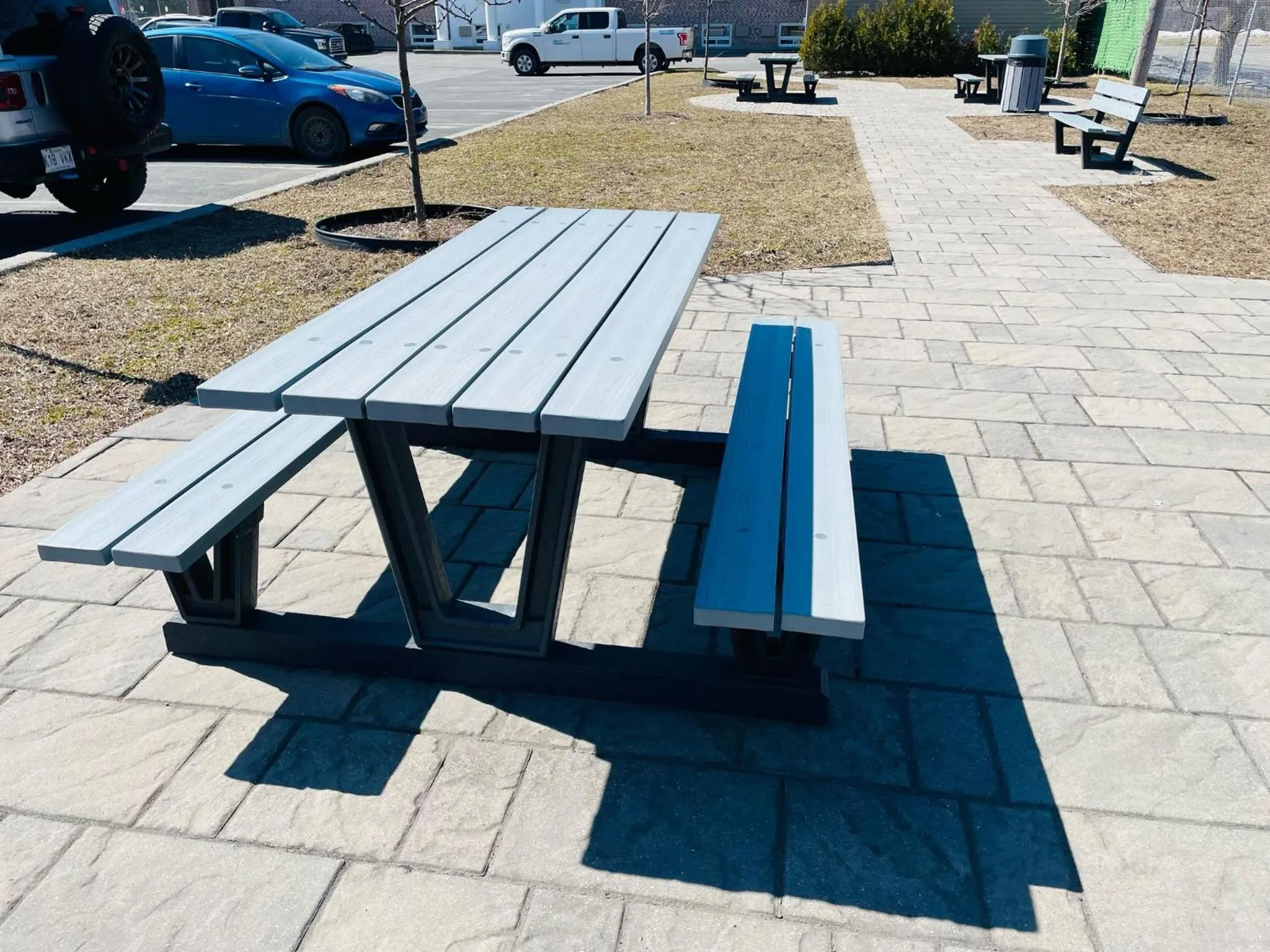 Garden view in Econo Lodge Hotel Brossard