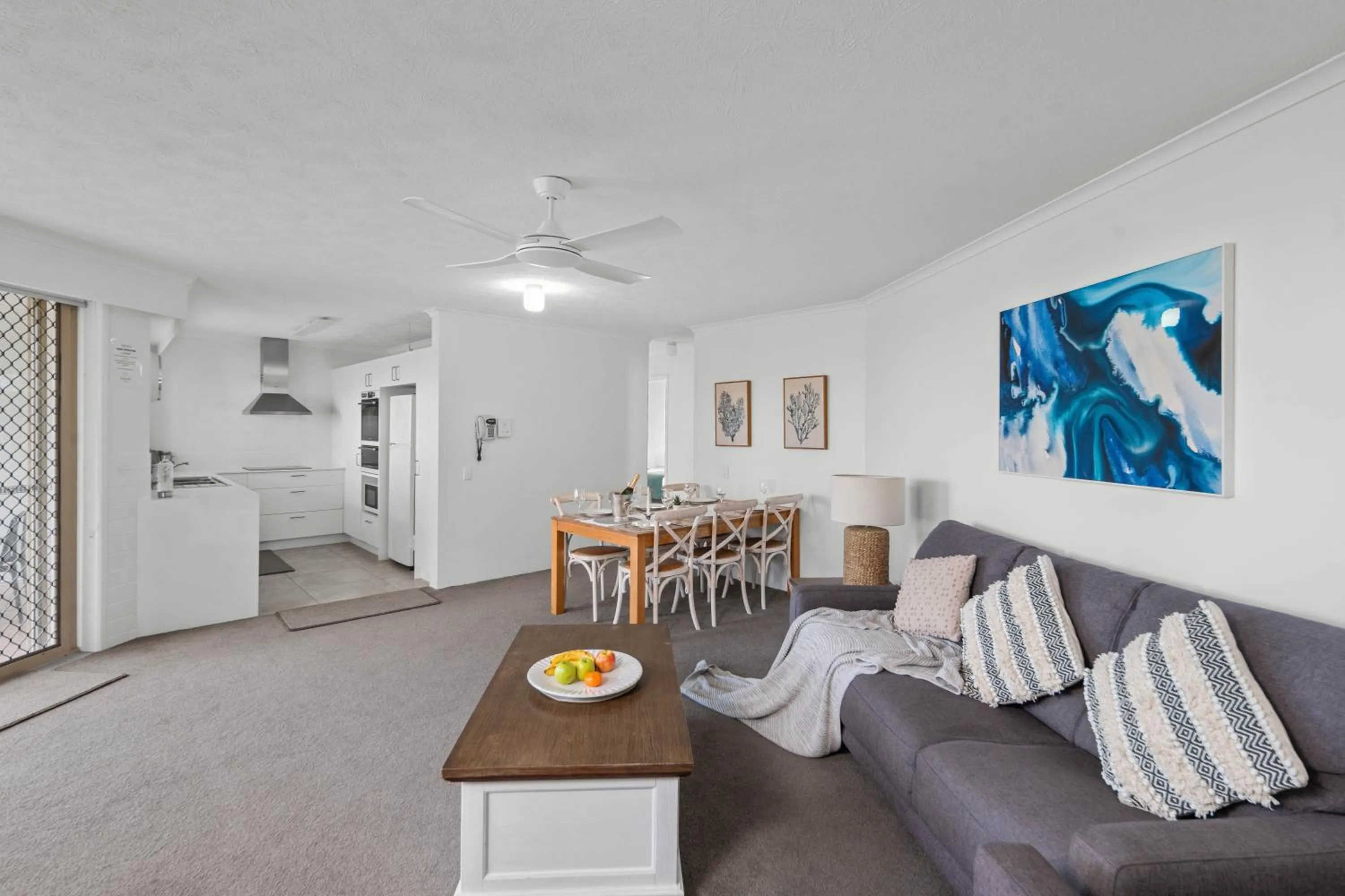 Sandcastles On Currumbin Beachfront, Gold Coast