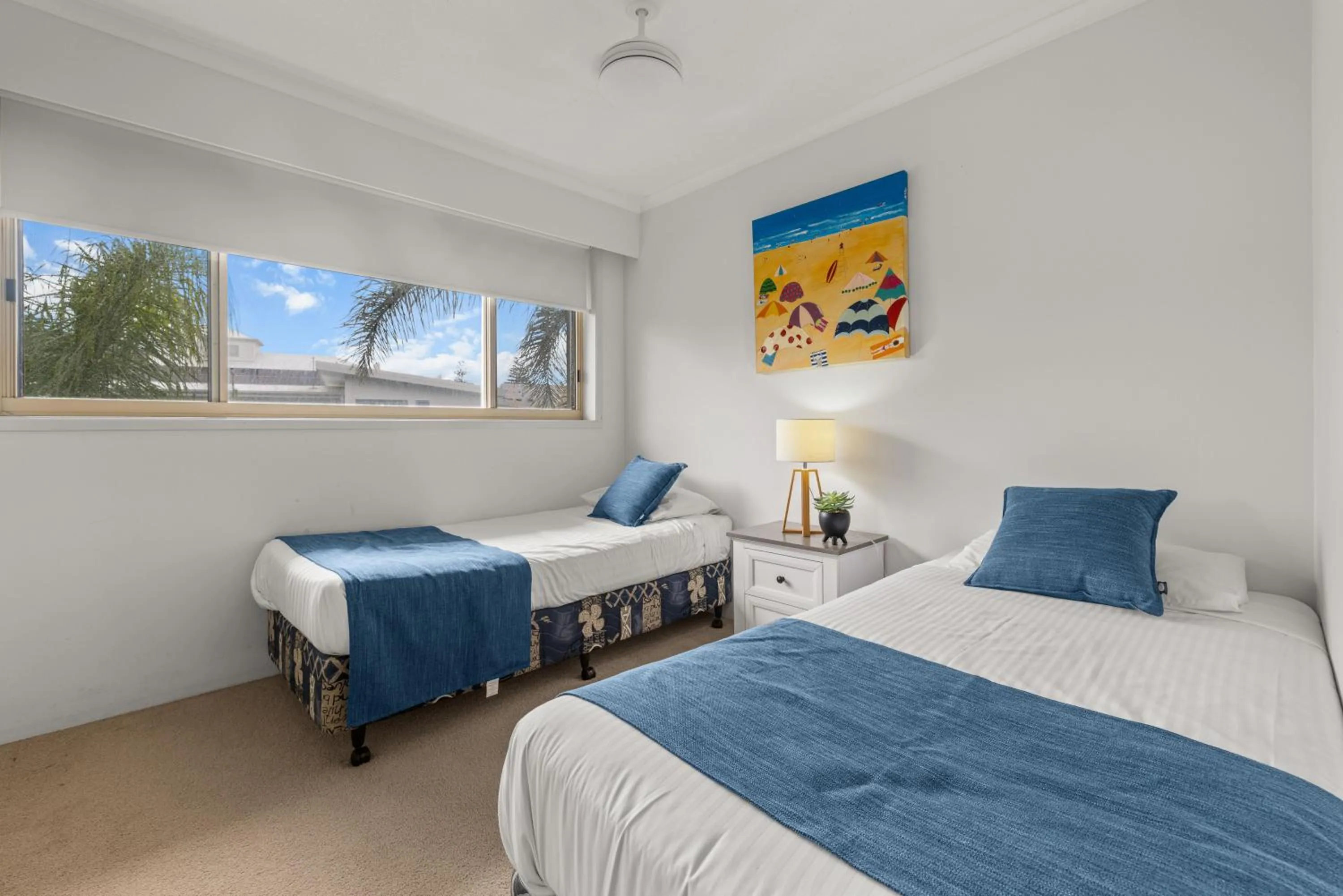 Bed in Sandcastles On Currumbin Beachfront, Gold Coast