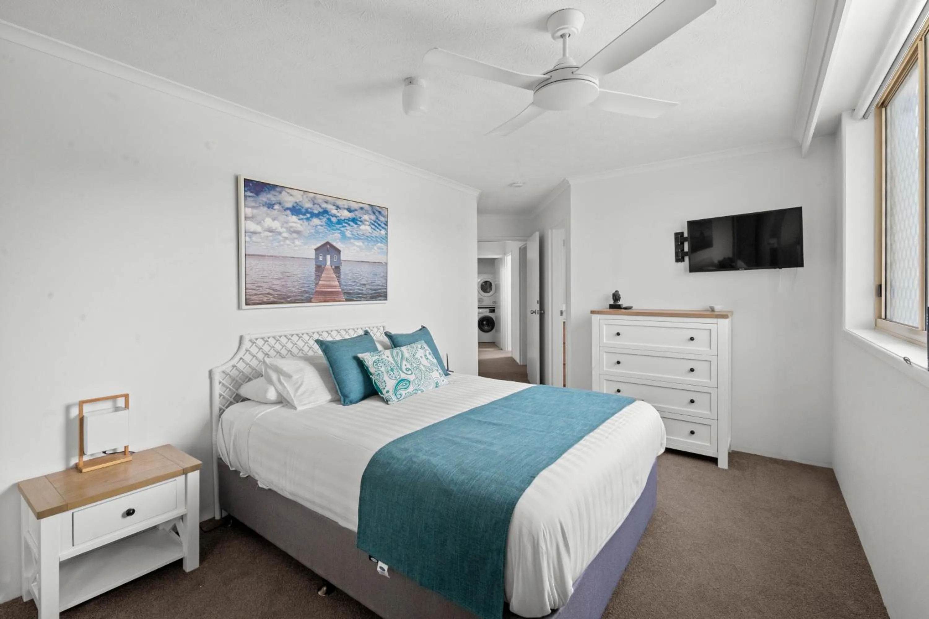 Bed in Sandcastles On Currumbin Beachfront, Gold Coast