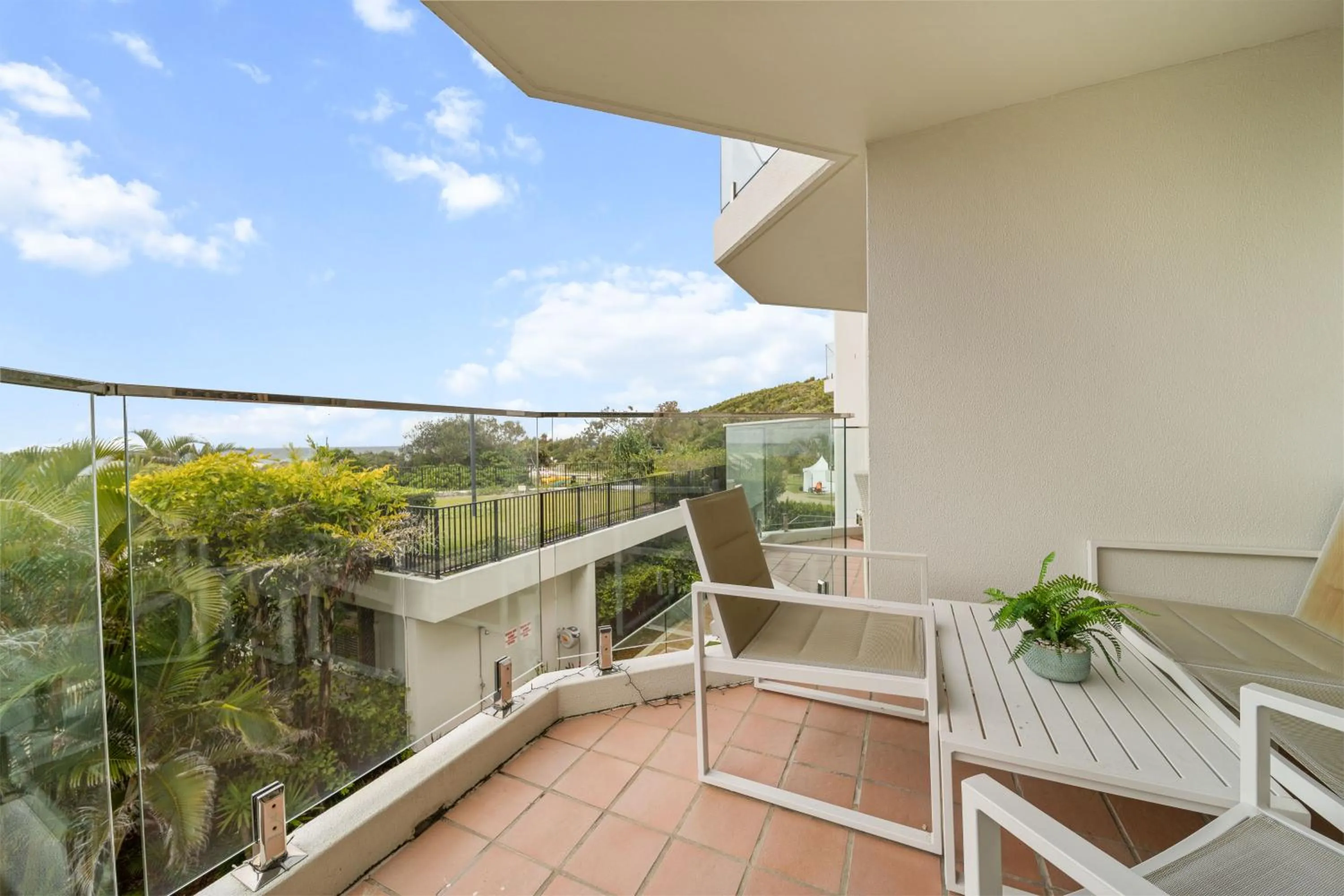Sandcastles On Currumbin Beachfront, Gold Coast
