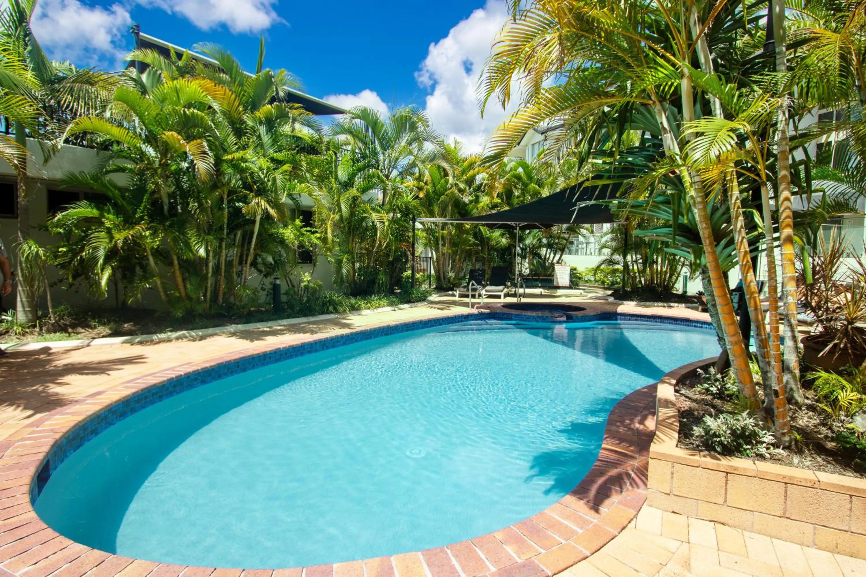 Sandcastles On Currumbin Beachfront, Gold Coast