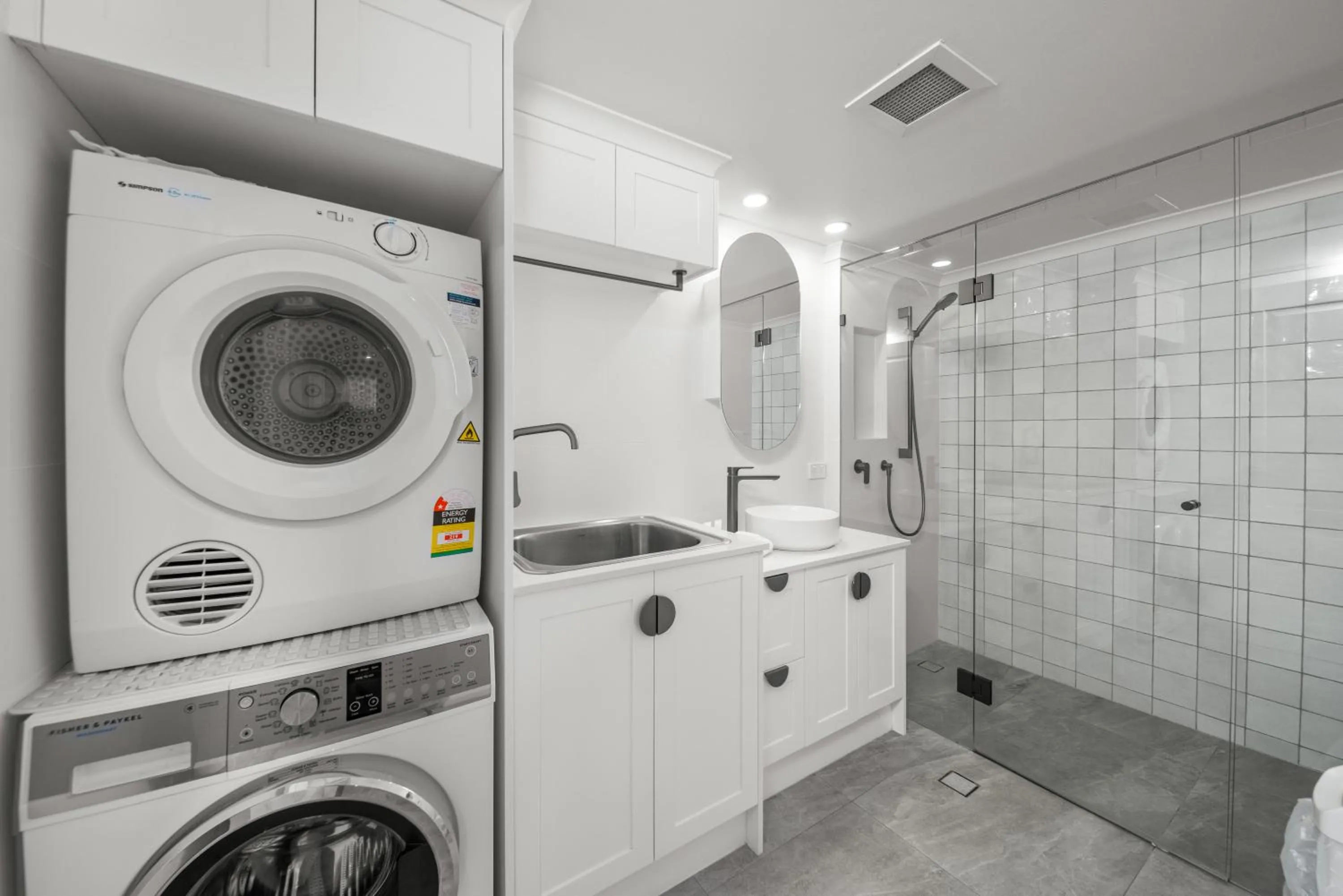 Sandcastles On Currumbin Beachfront, Gold Coast