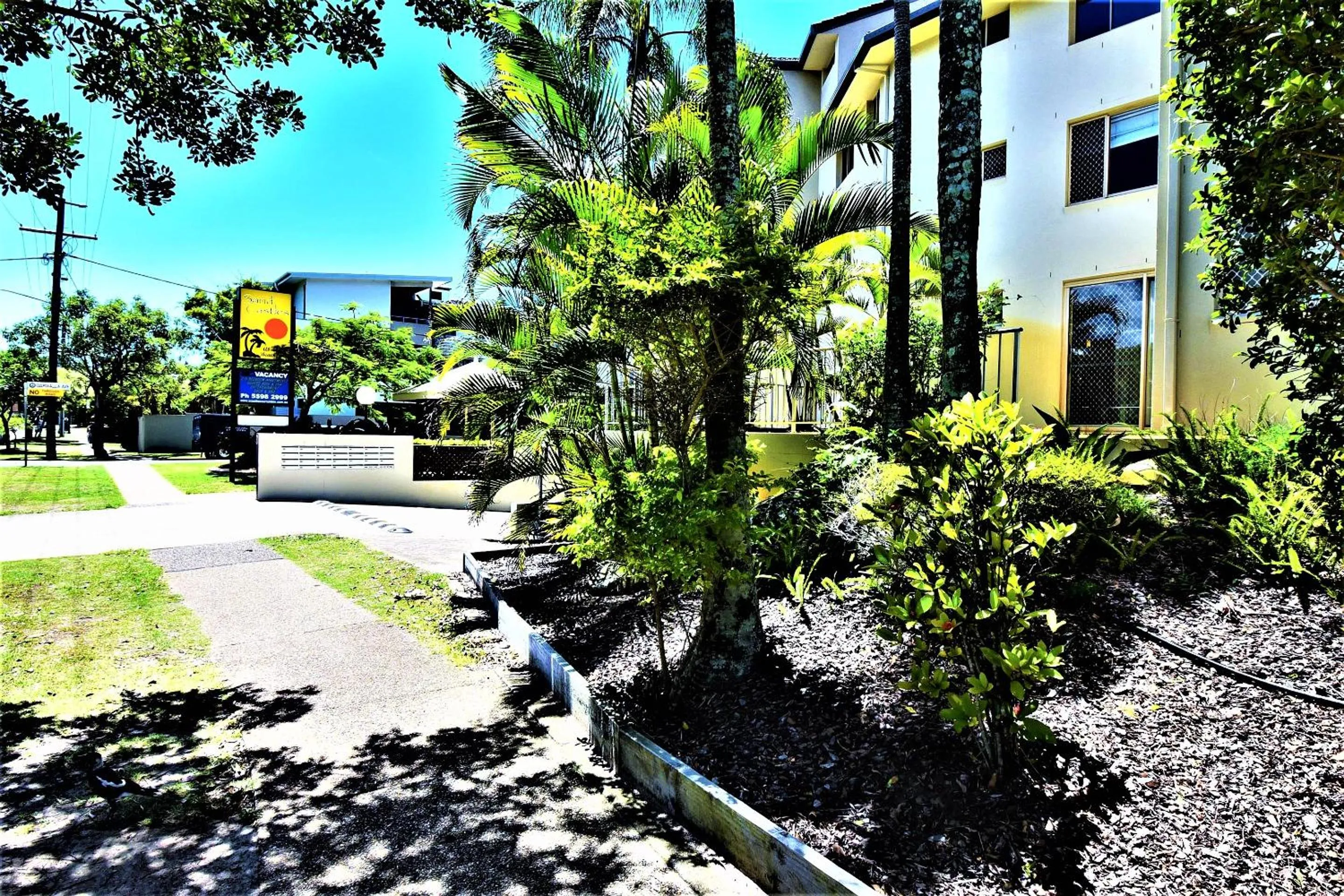 Facade/entrance in Sandcastles On Currumbin Beachfront, Gold Coast