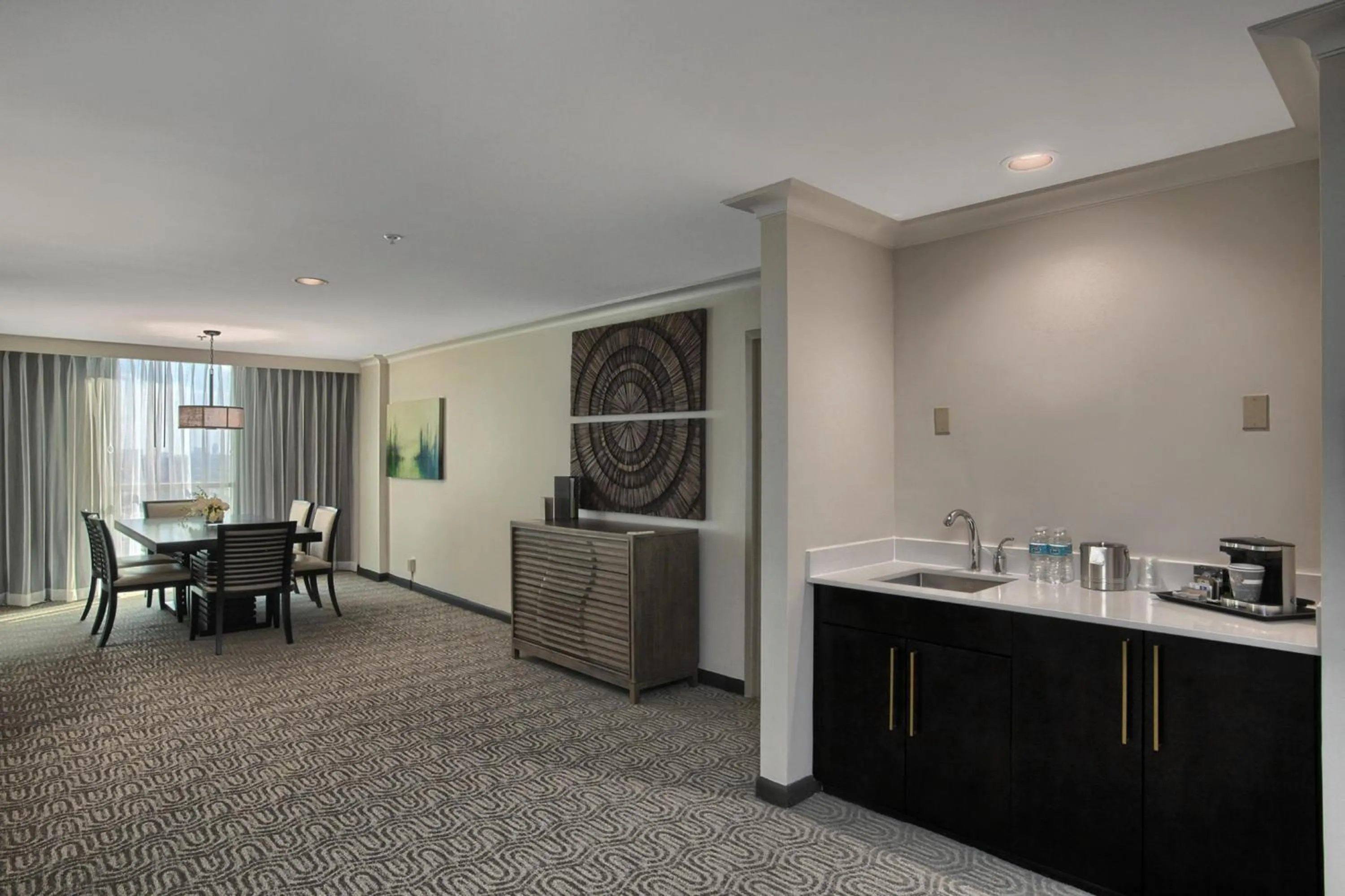 Living room in DoubleTree by Hilton at the Entrance to Universal Orlando