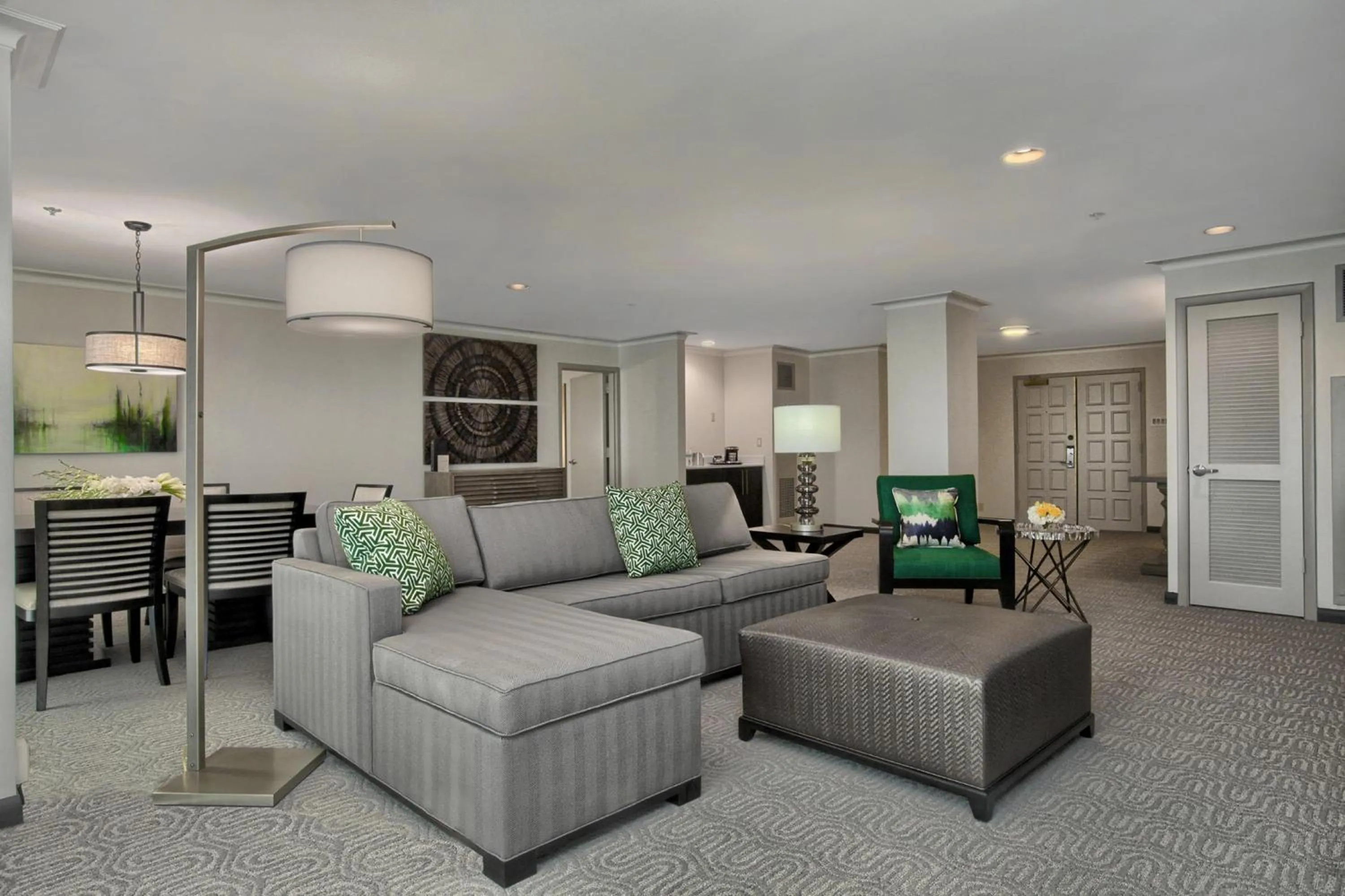 Living room in DoubleTree by Hilton at the Entrance to Universal Orlando