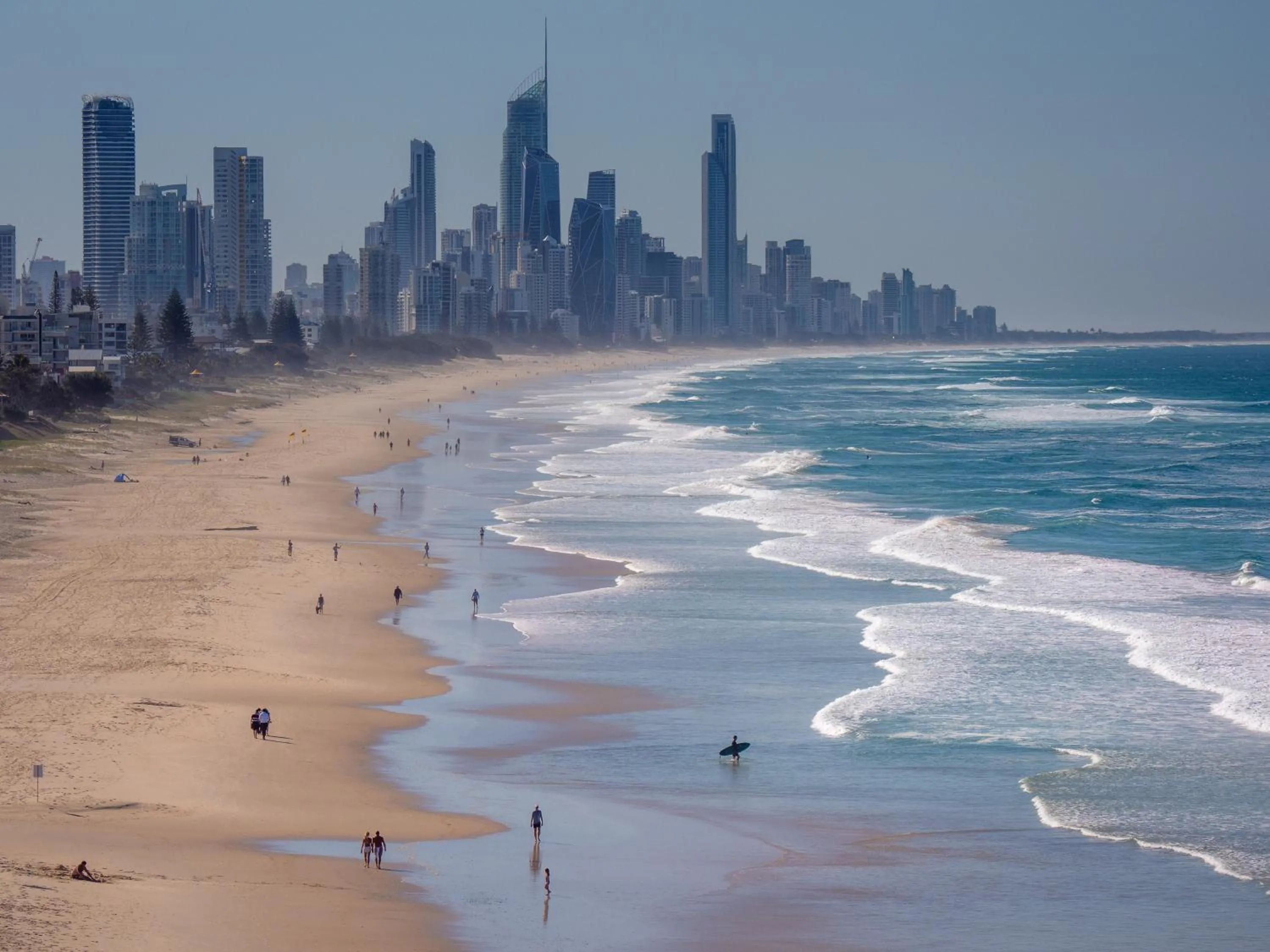 Beach in Burleigh Beach Tower