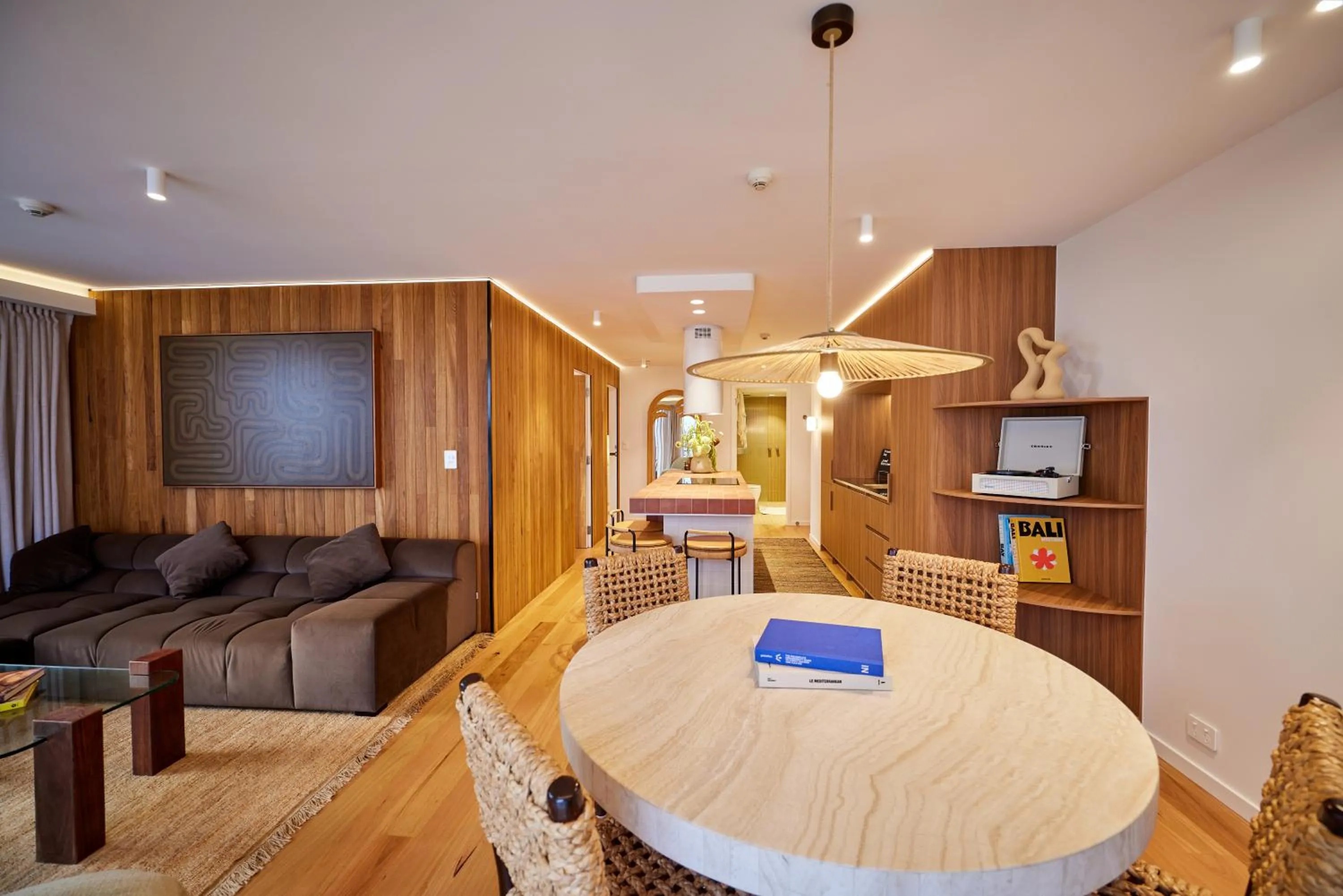 Dining area in Burleigh Beach Tower