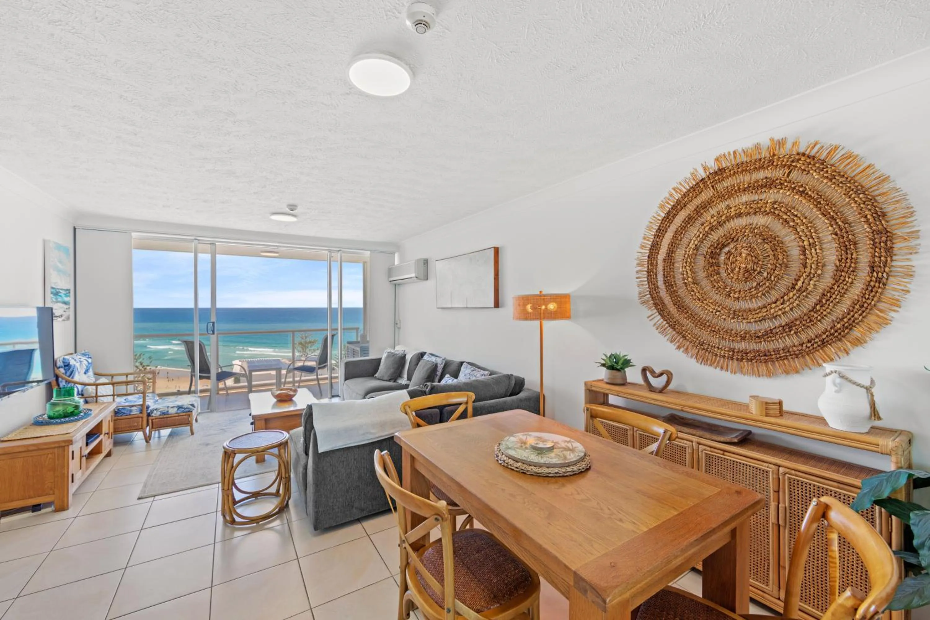 Natural landscape in Burleigh Beach Tower