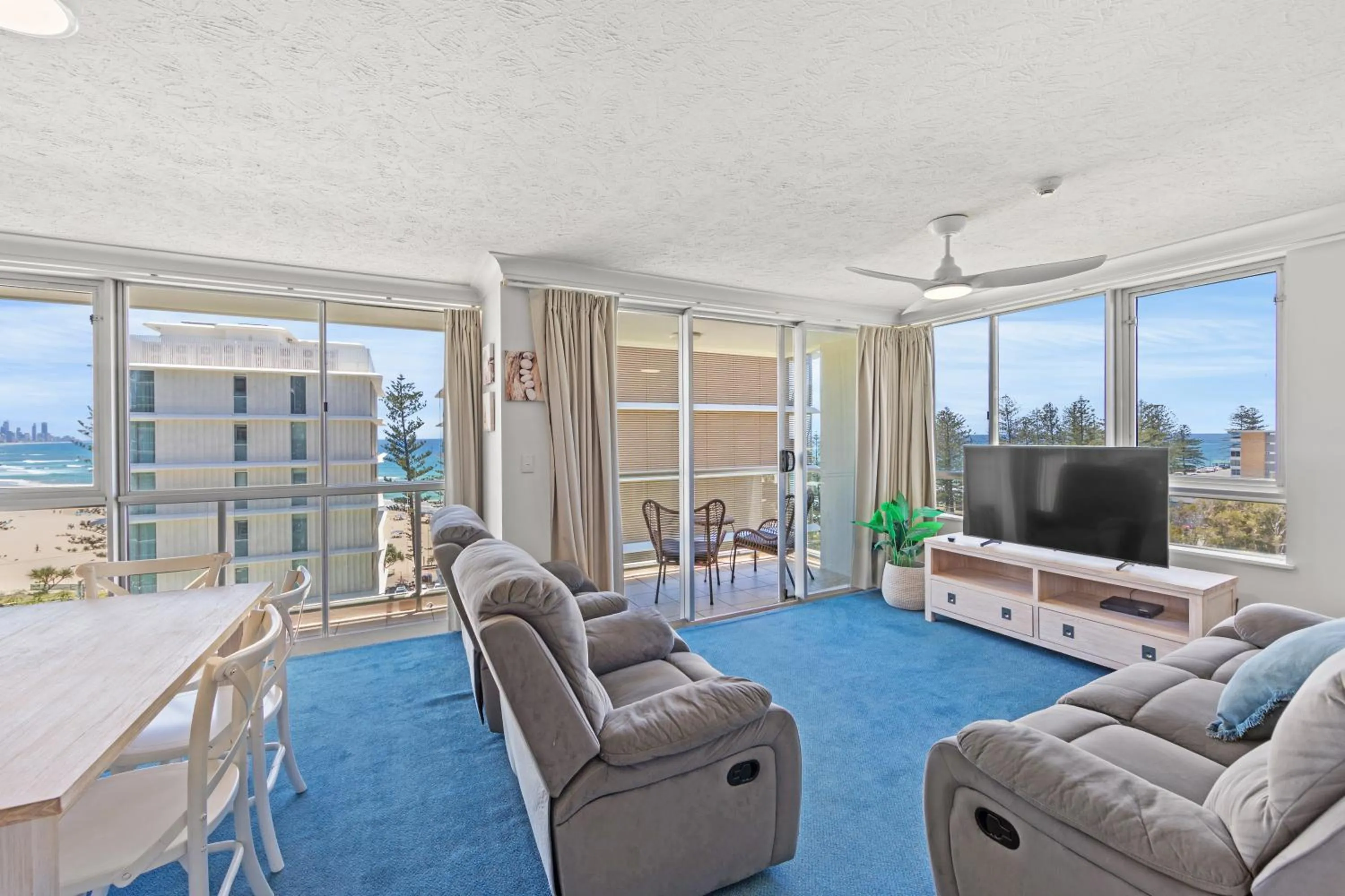 TV and multimedia in Burleigh Beach Tower