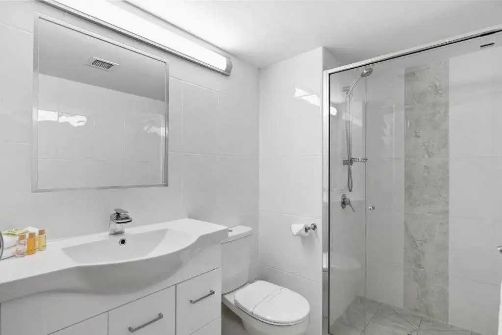 Two Bedroom Superior Apartment in White Crest Apartments Two Bedroom Superior Apartment in White Crest Apartments