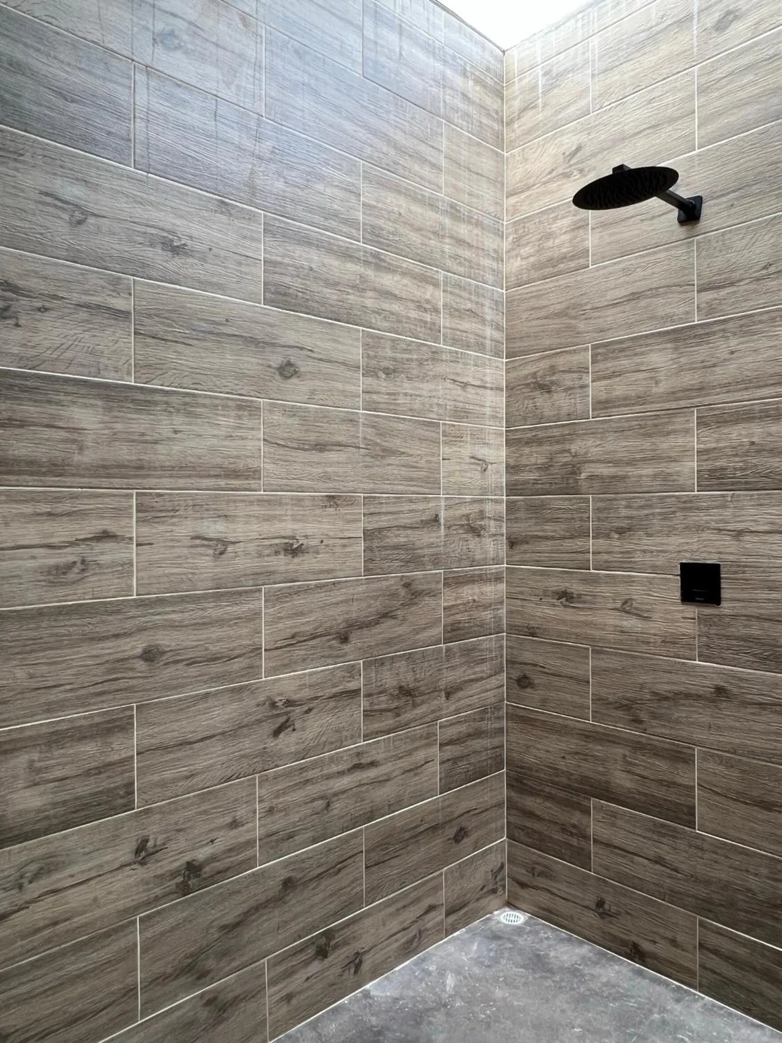 Shower in La Manola Finca Hotel