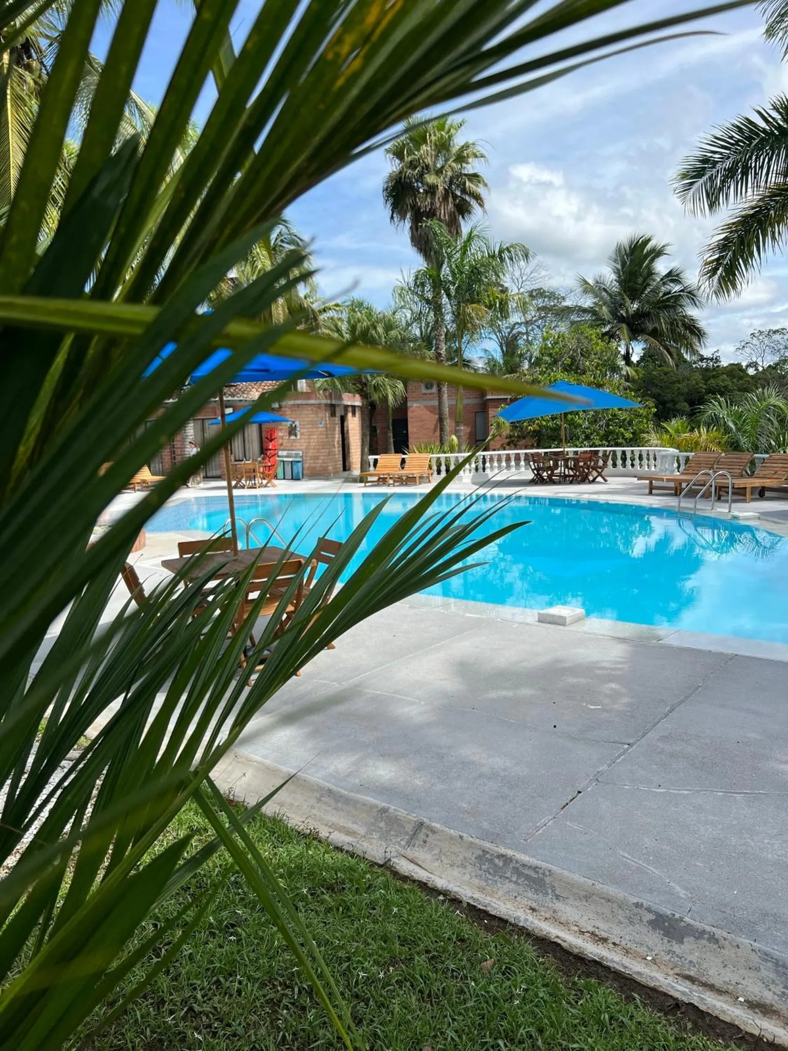 Swimming pool in La Manola Finca Hotel