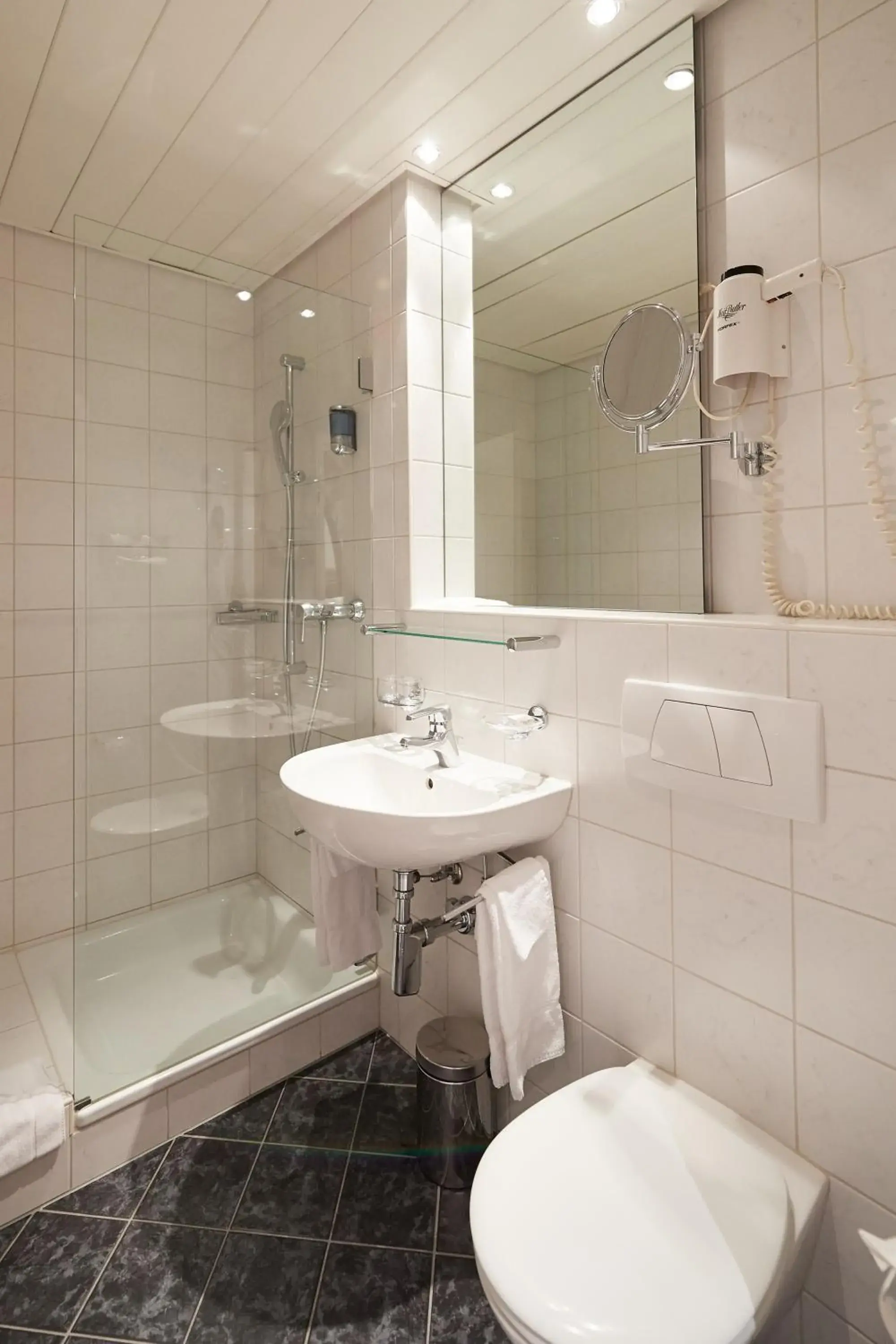 Standard Single Room - single occupancy in Hotel Restaurant zum goldenen Kopf Standard Single Room - single occupancy in Hotel Restaurant zum goldenen Kopf