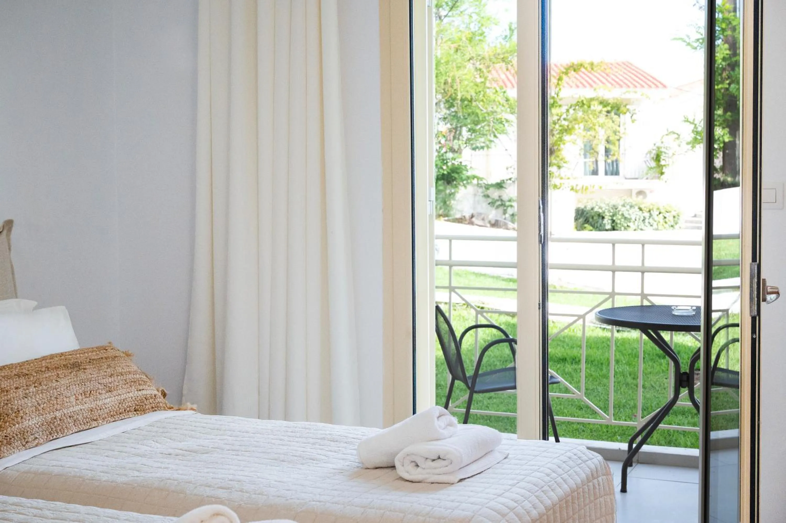 Bedroom, Bed in Princess Hotel