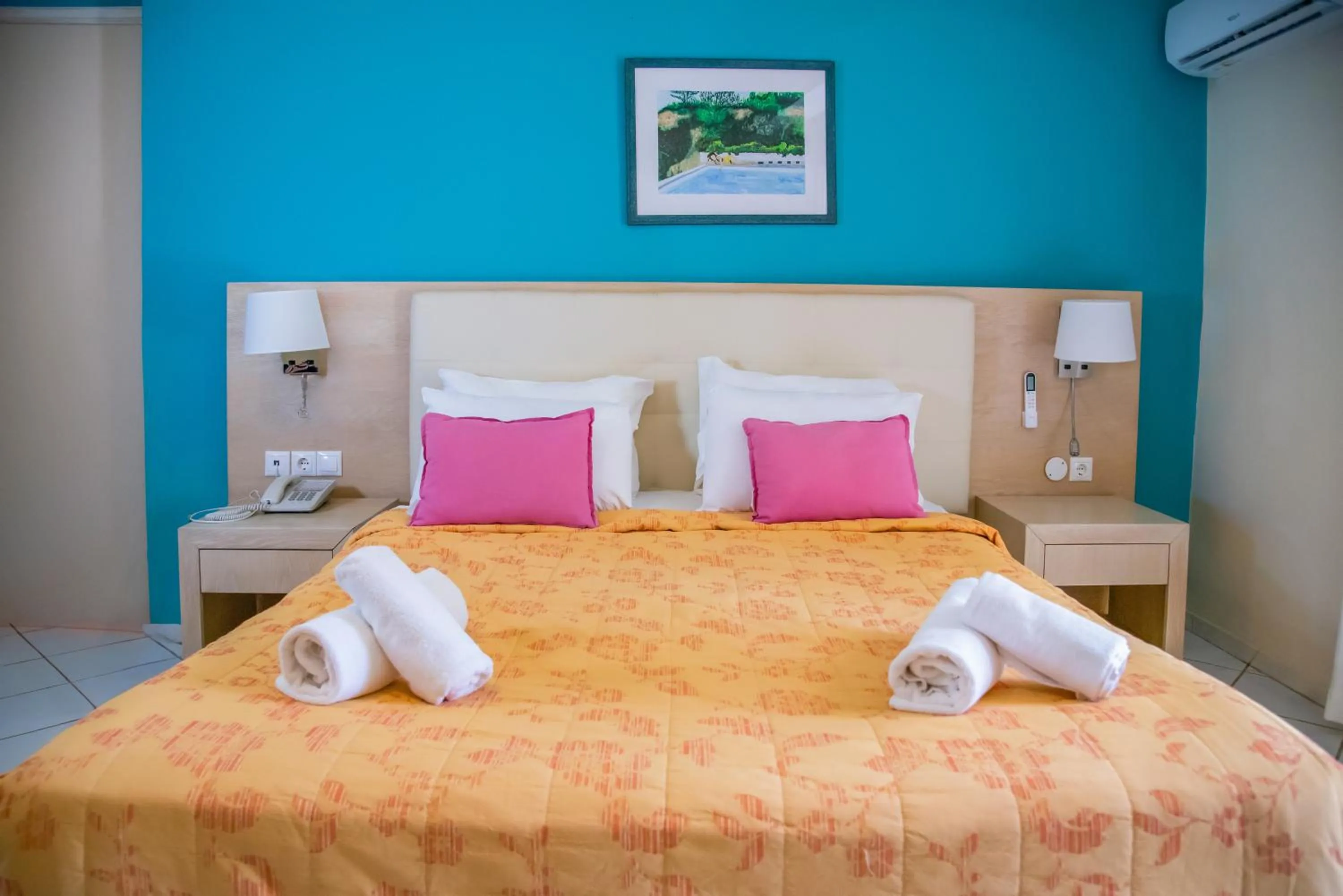 Bedroom, Bed in Princess Hotel