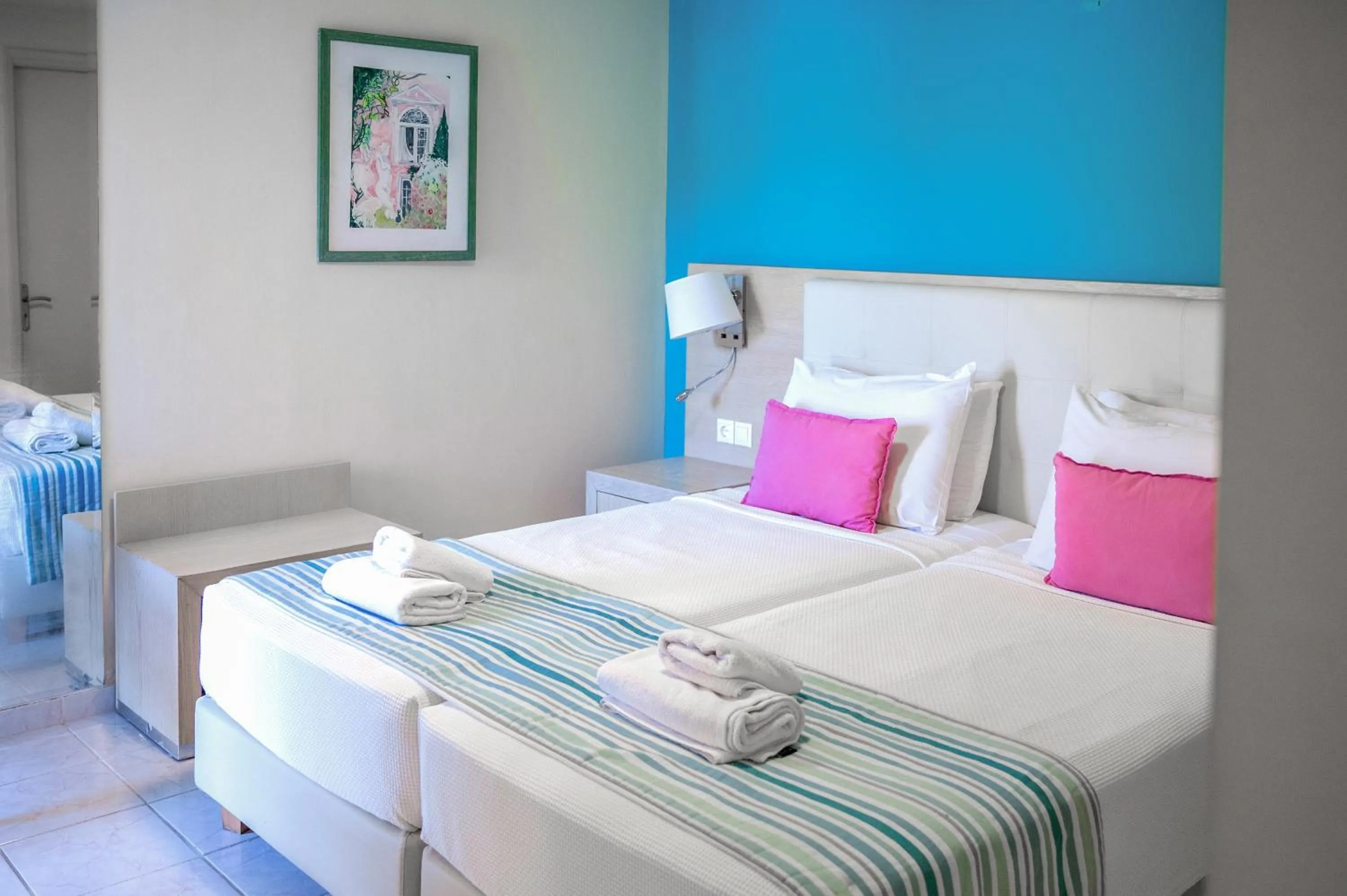 Bedroom, Bed in Princess Hotel