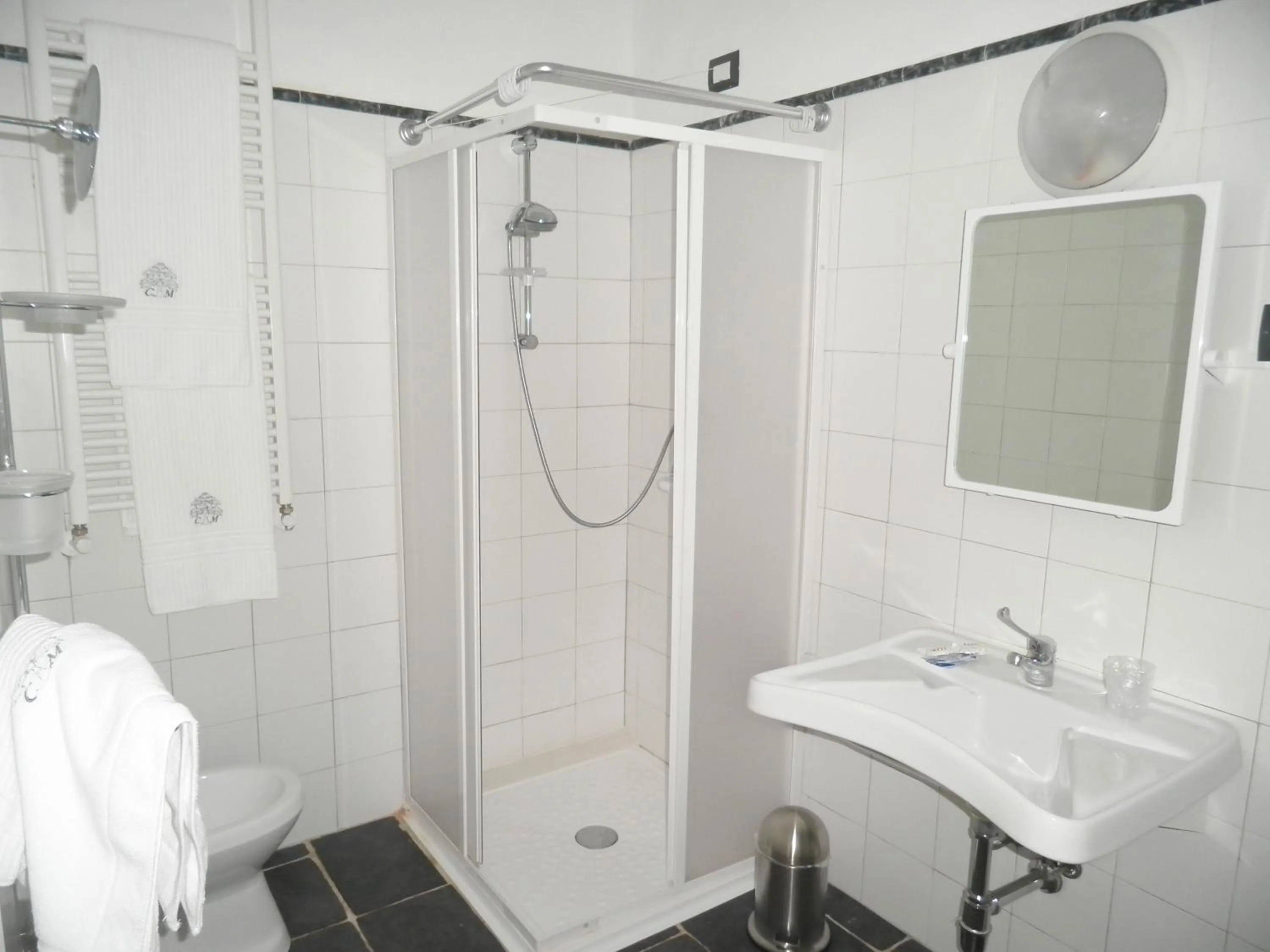 Shower in Costa Morroni